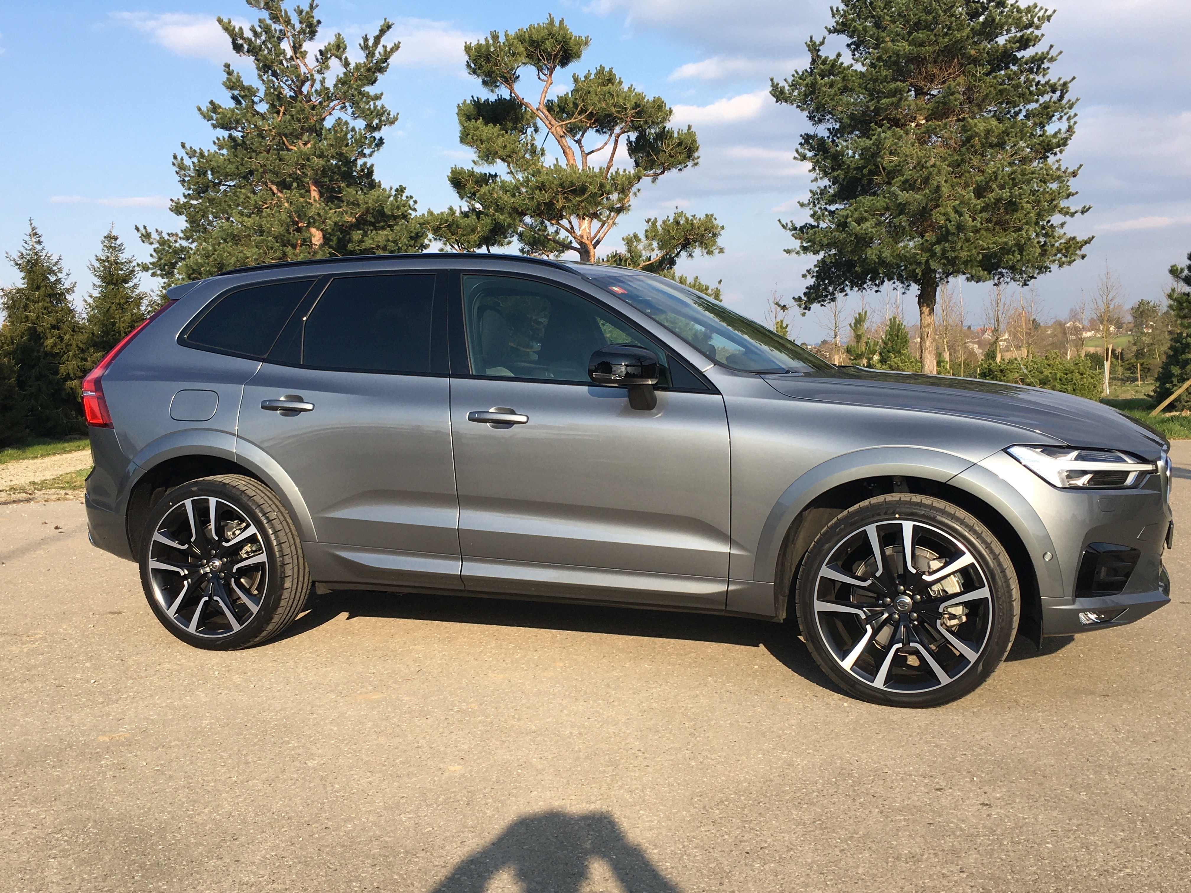 VOLVO XC60 B5 Diesel Mild Hybrid AWD R-Design Geartronic