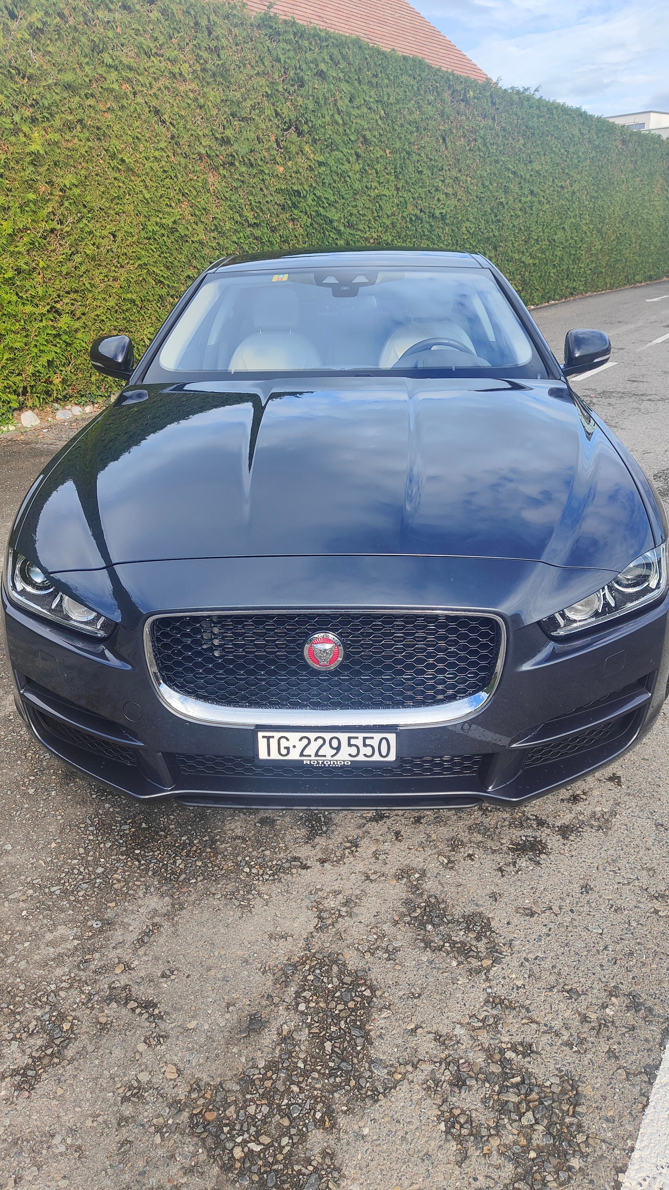 JAGUAR XE 25t 2.0 Portfolio Automatic