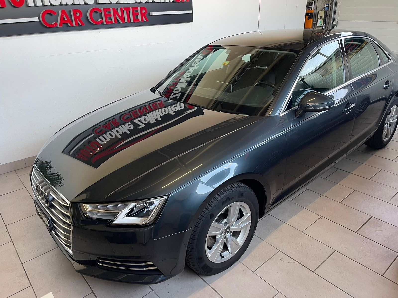 AUDI A4 2.0 TDI S-tronic