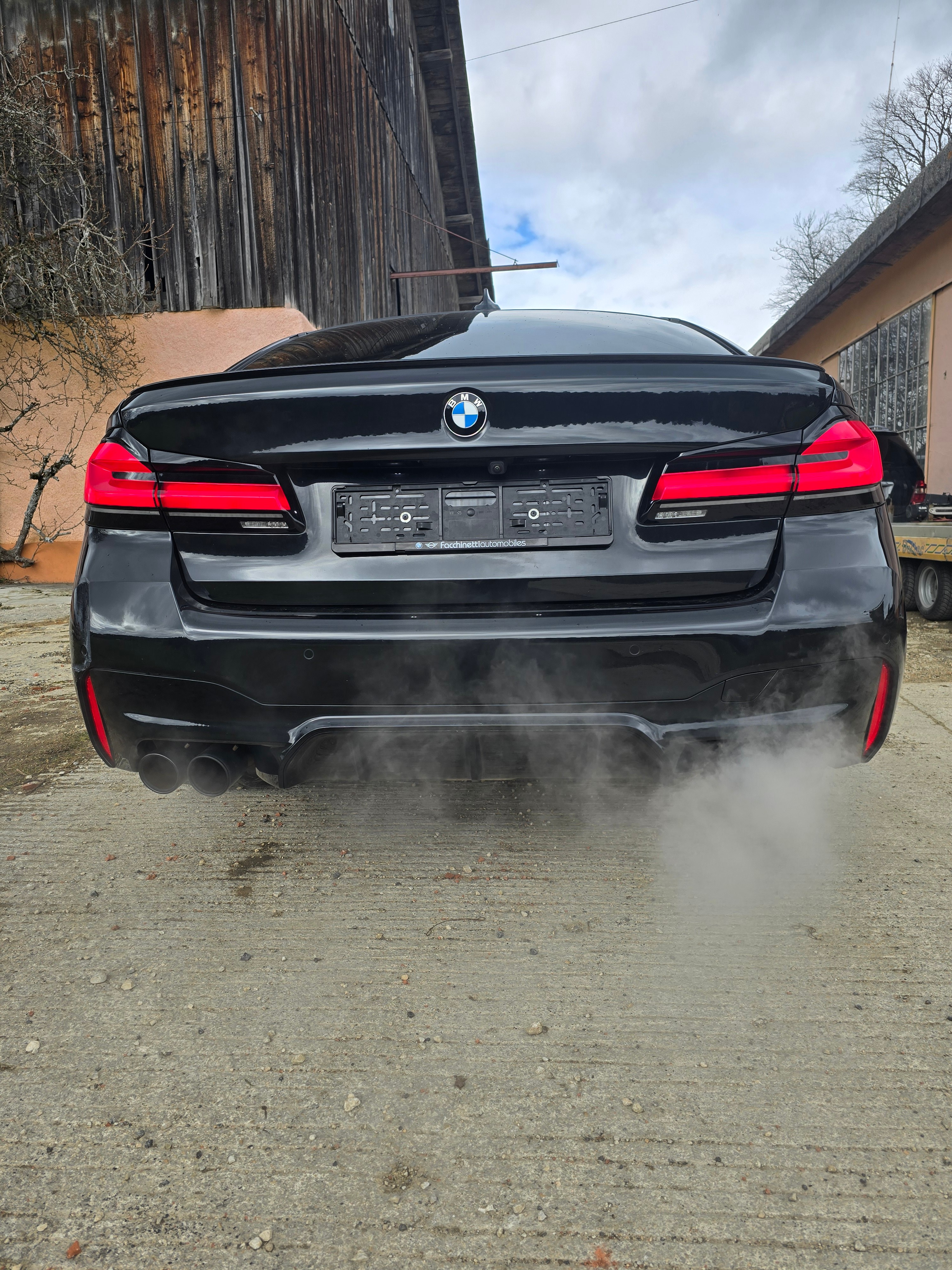 BMW M5 xDrive Competition Drivelogic