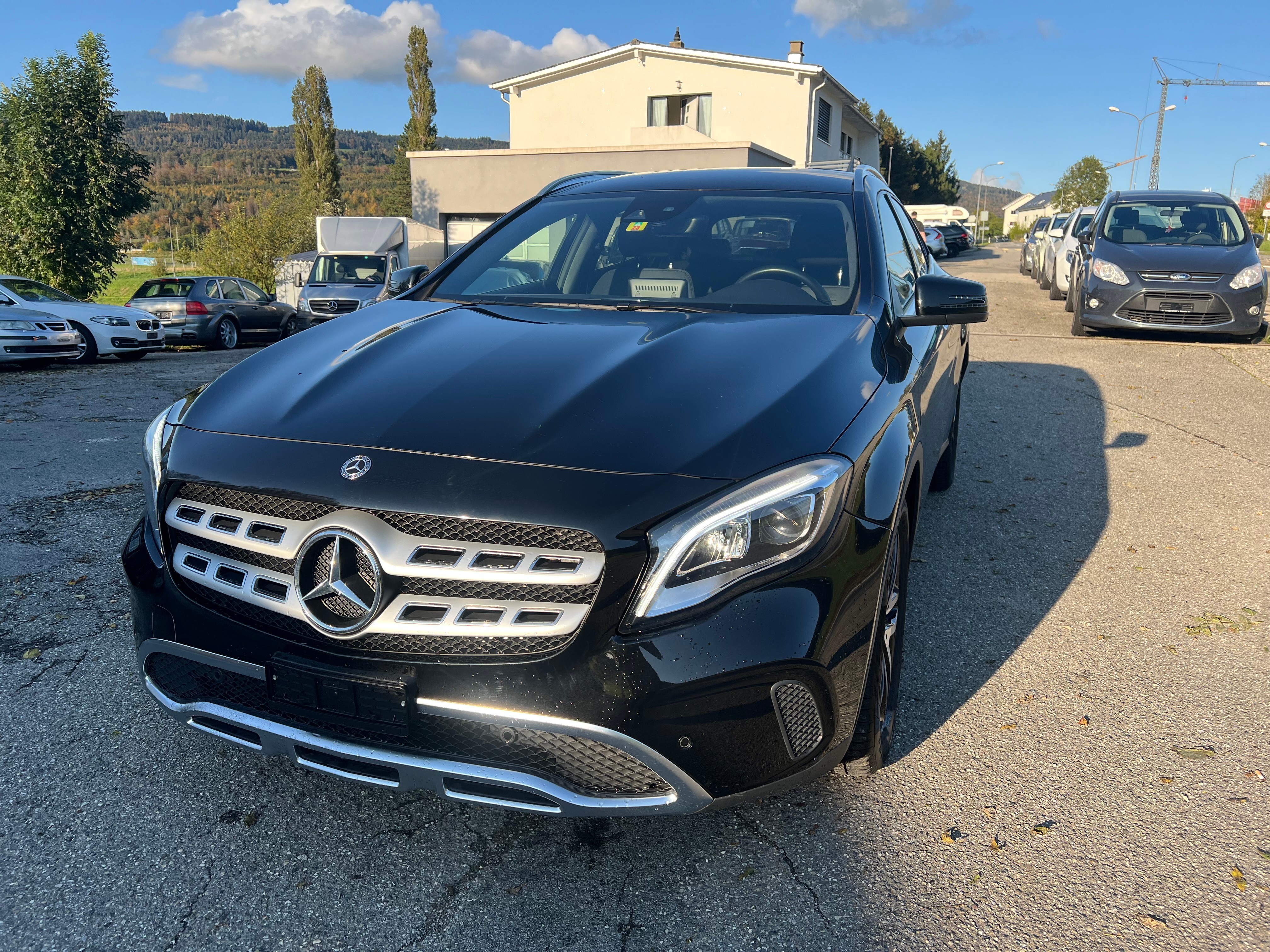 MERCEDES-BENZ GLA 180 Urban 7G-Tronic