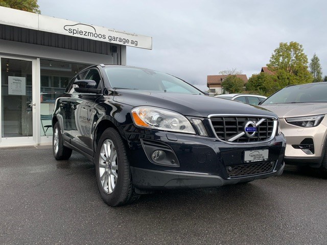 VOLVO XC60 2.4 D5 Summum AWD