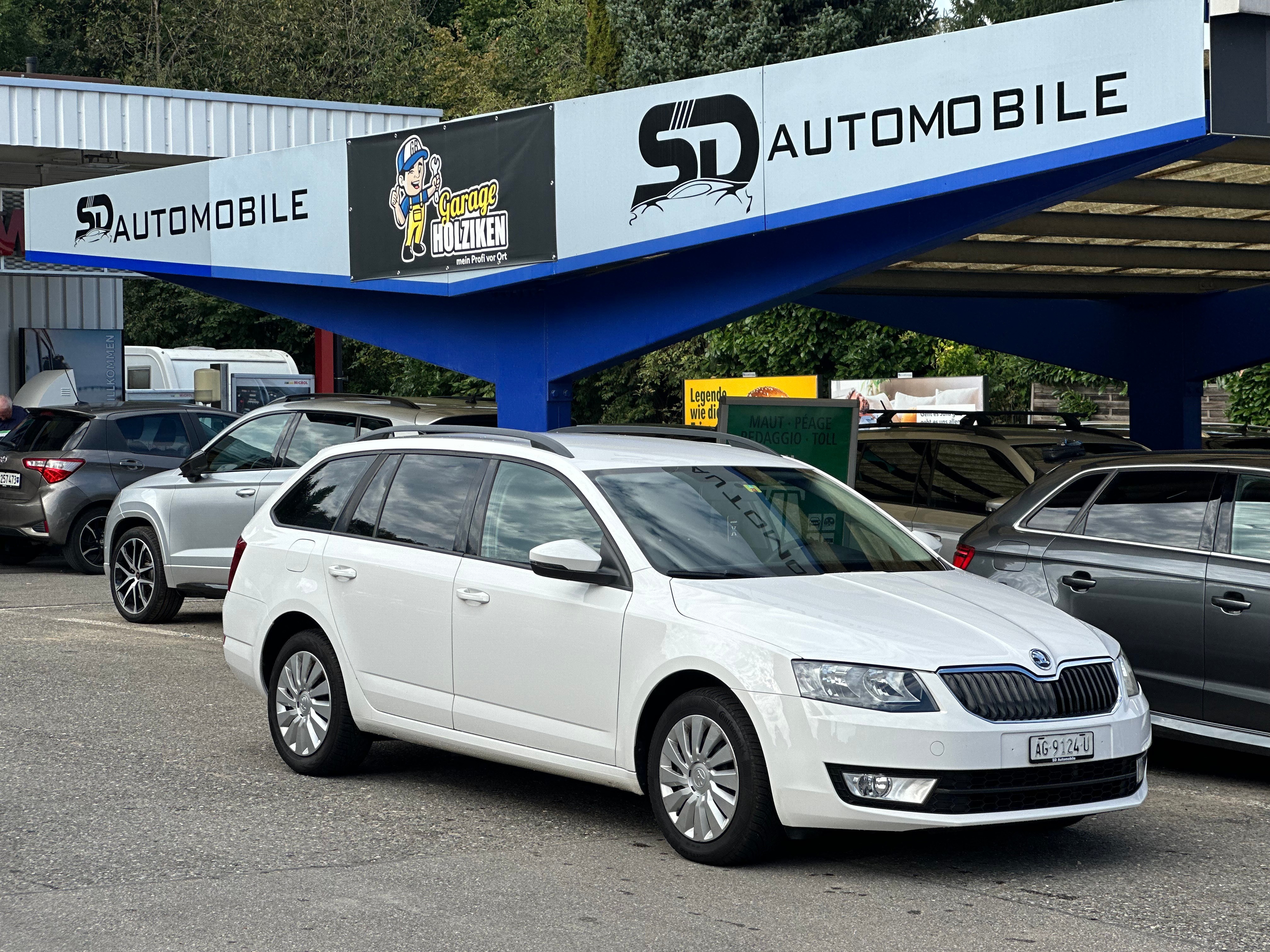 SKODA Octavia Combi 1.4 TSI Ambition DSG