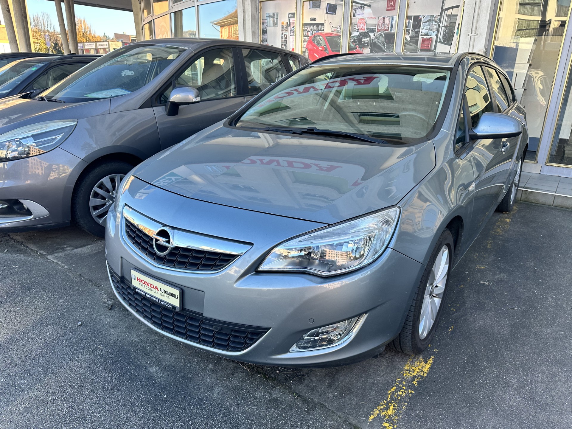 OPEL Astra SportsTourer 1.4i 16V Turbo Sport