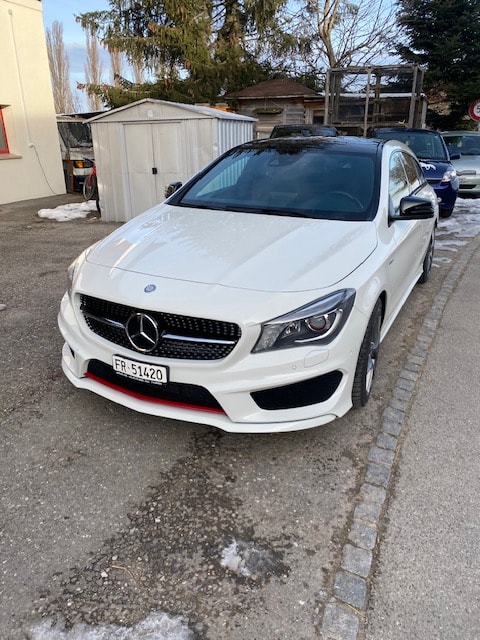 MERCEDES-BENZ CLA Shooting Brake 250 Sport 7G-DCT 4Matic