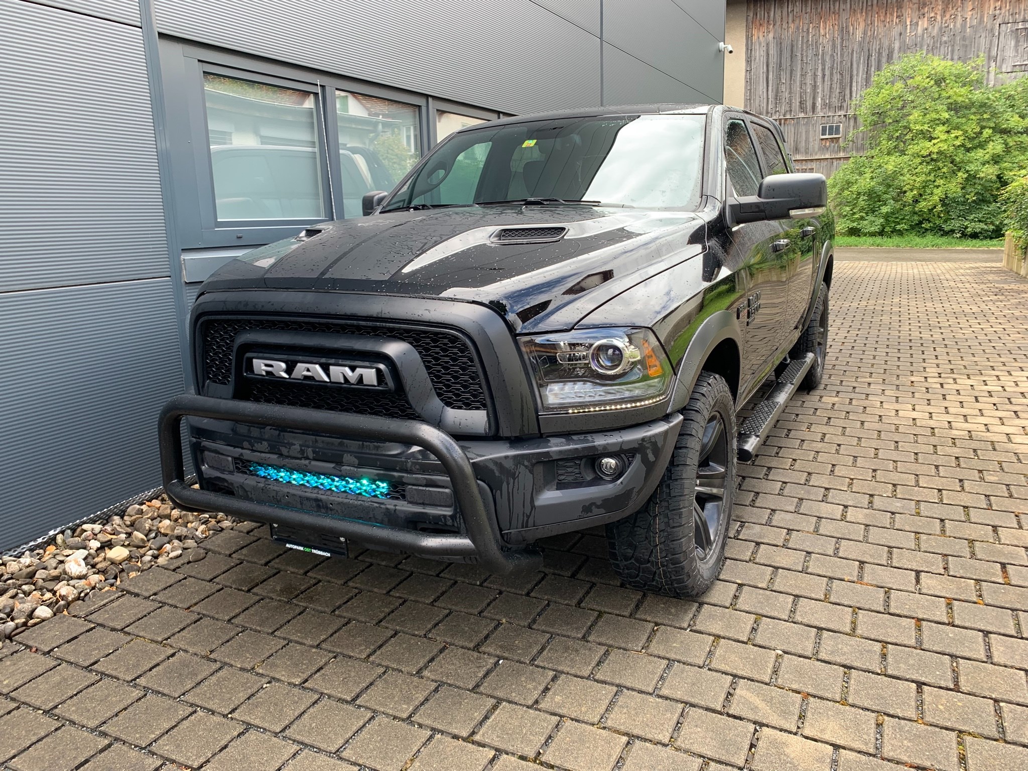 DODGE Ram 1500 Classic Warlock V8 Crew Cab