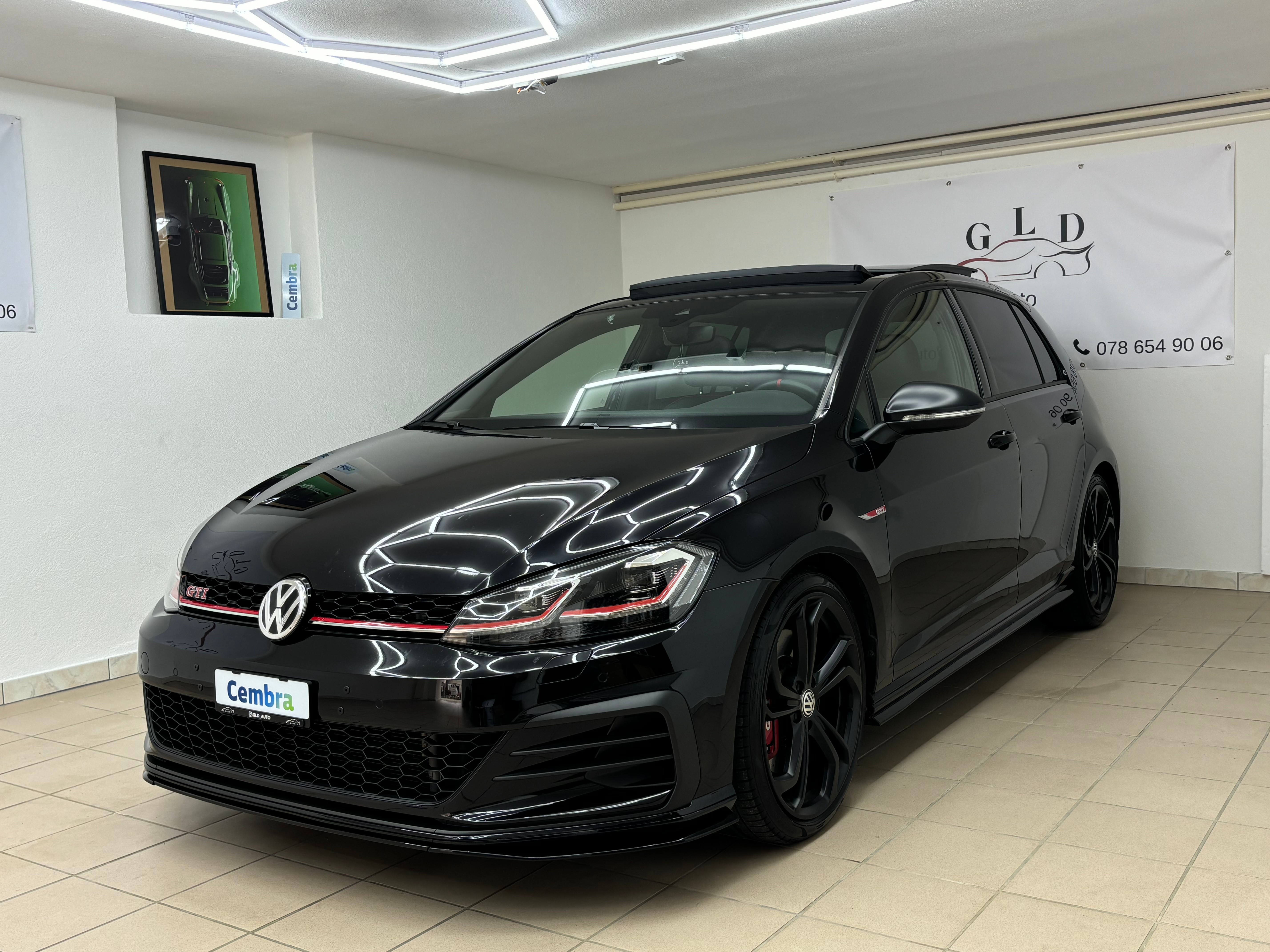 VW Golf 2.0 TSI GTI TCR DSG