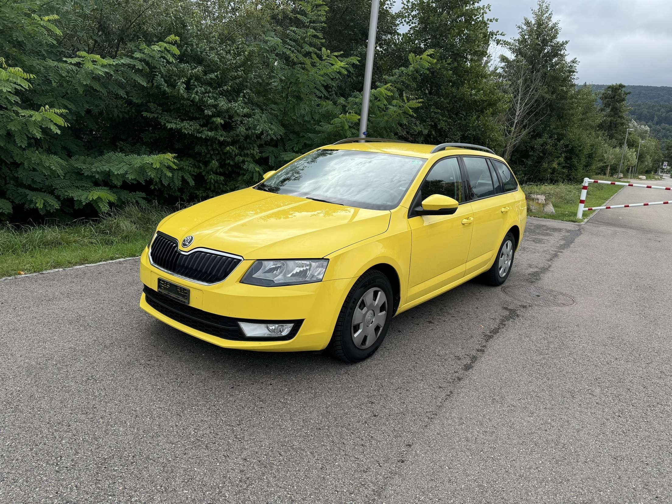 SKODA Octavia Combi 1.6 TDI Active DSG