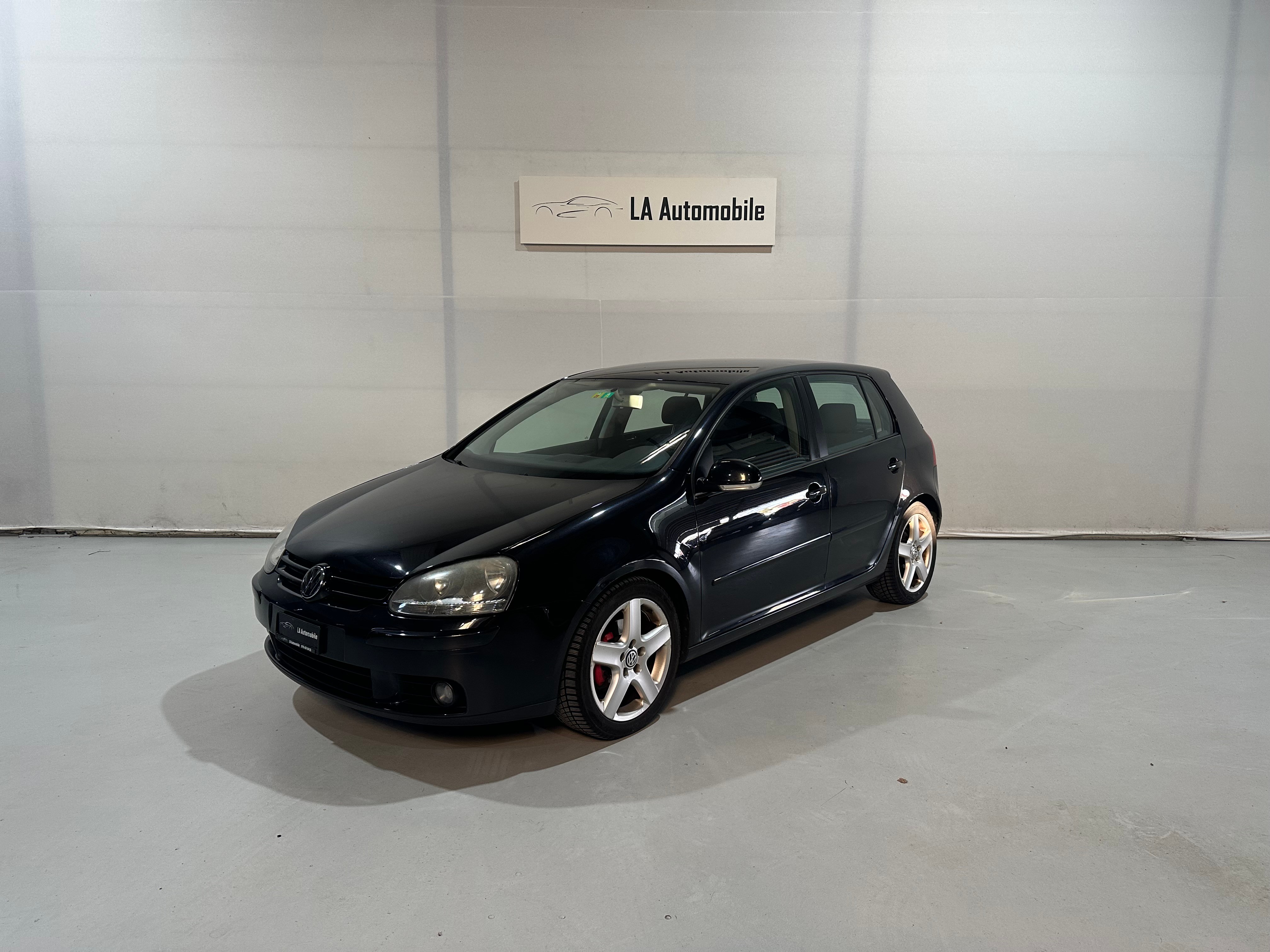 VW Golf 2.0 FSI Comfortline