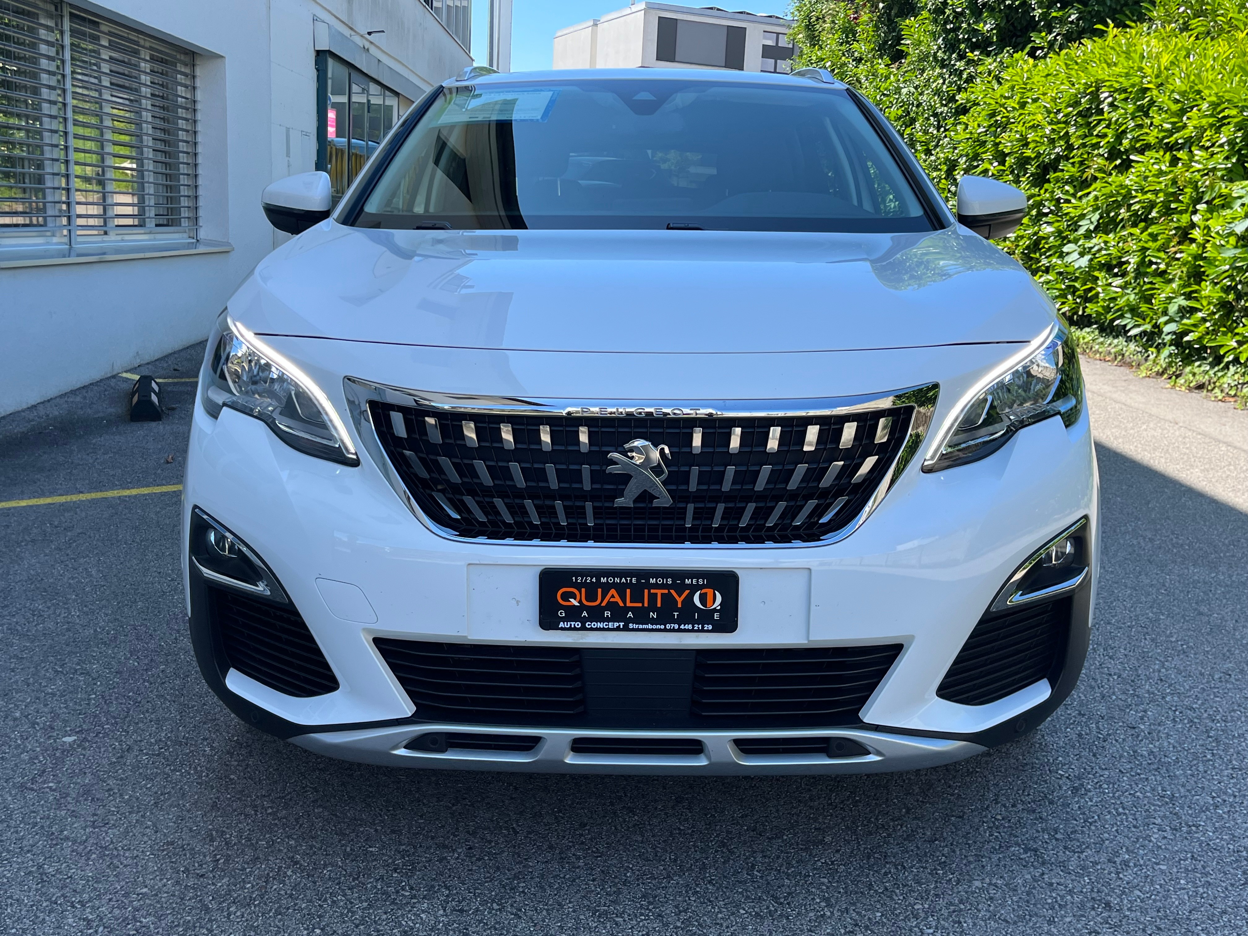 PEUGEOT 3008 1.2 PureTech Active EAT