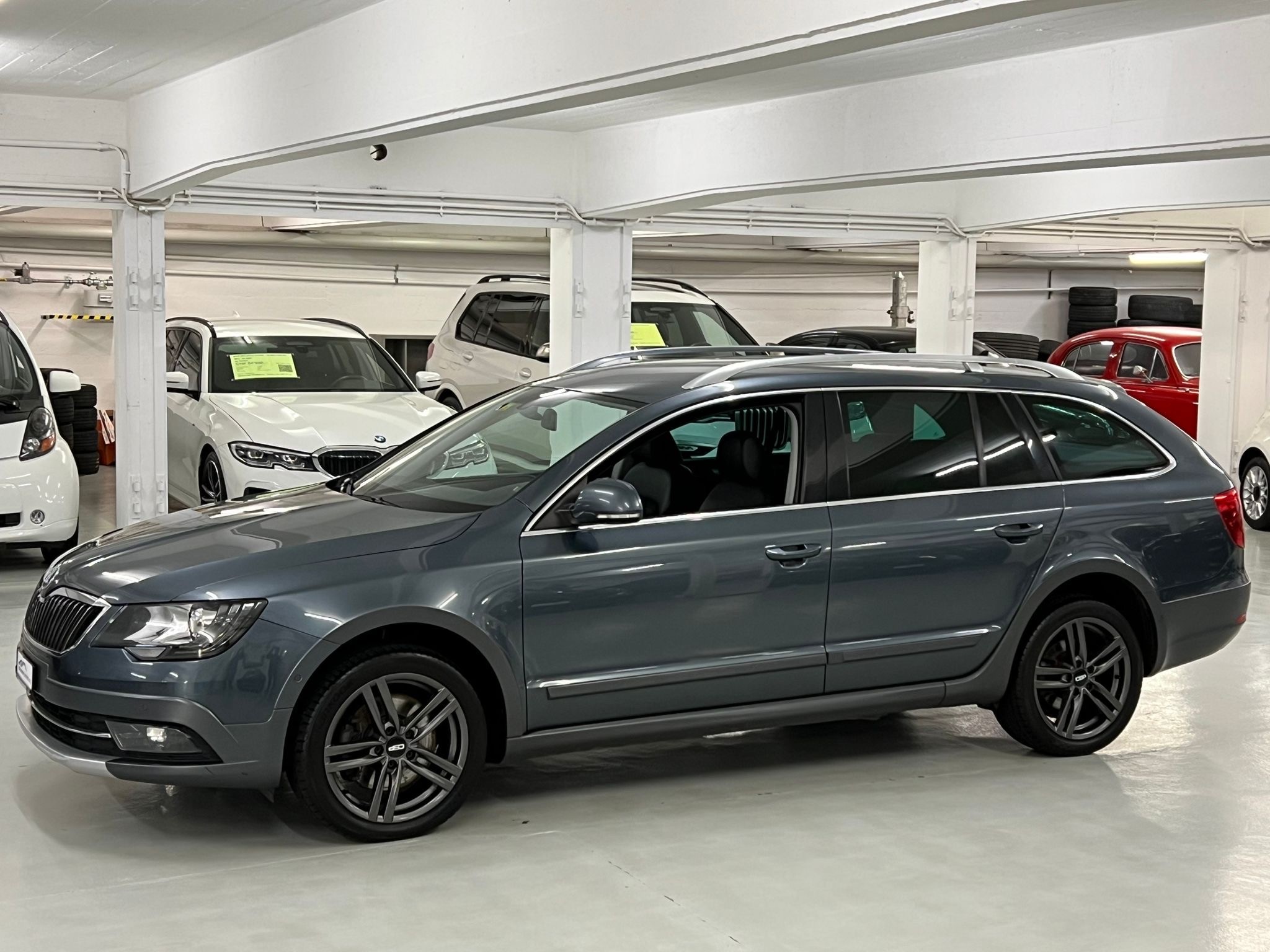 SKODA Superb Combi 2.0 TDi Elegance 4x4 DSG