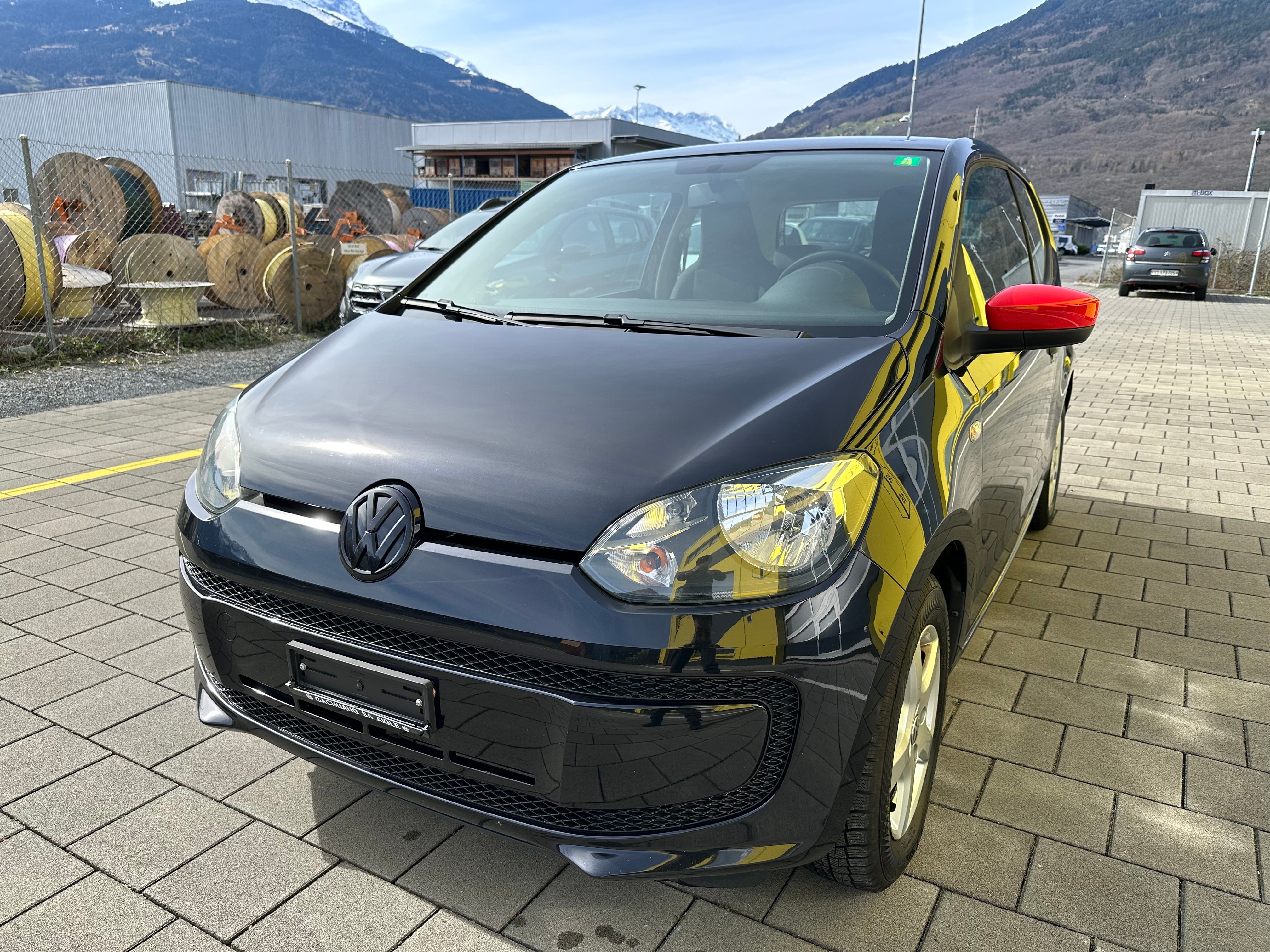 VW Up 1.0 black up