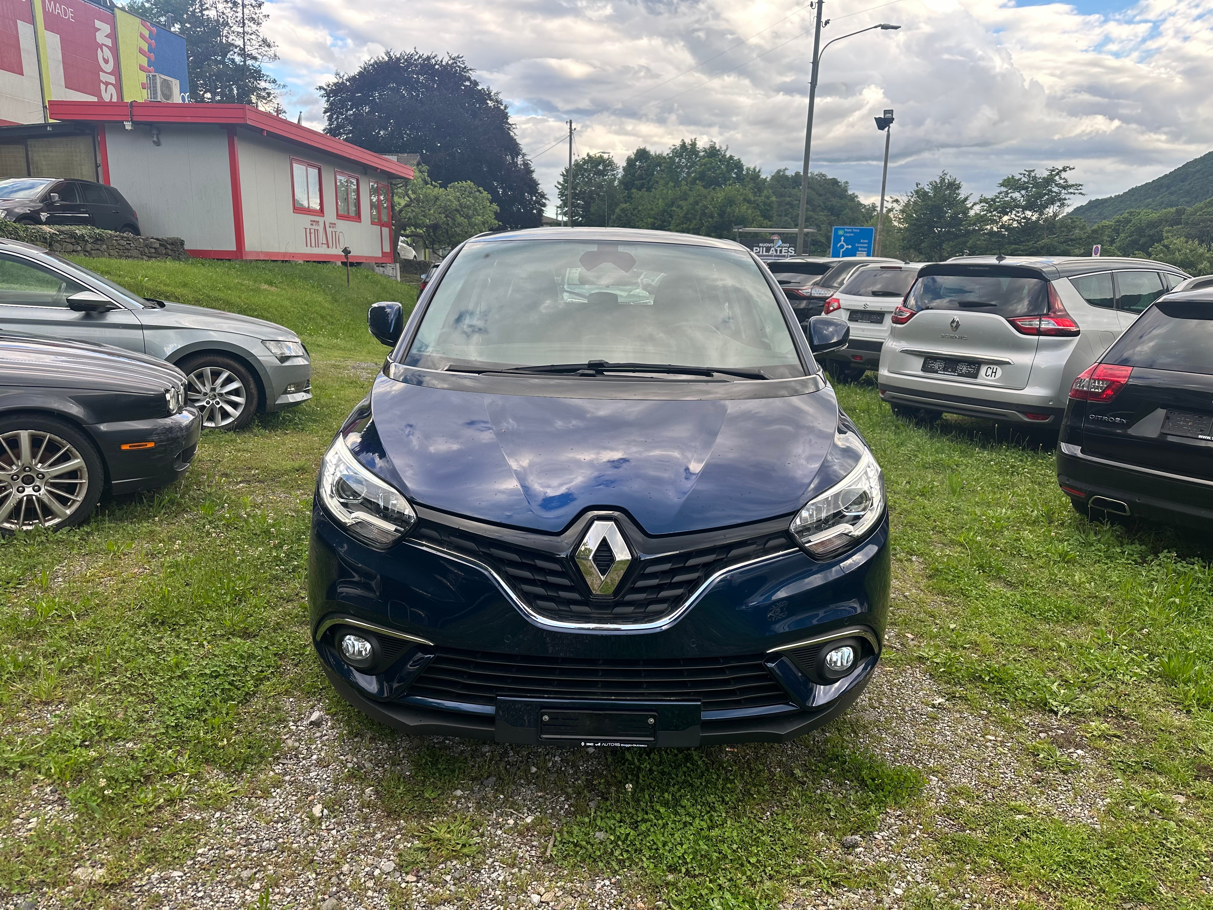 RENAULT Scénic 1.5 dCi Zen EDC