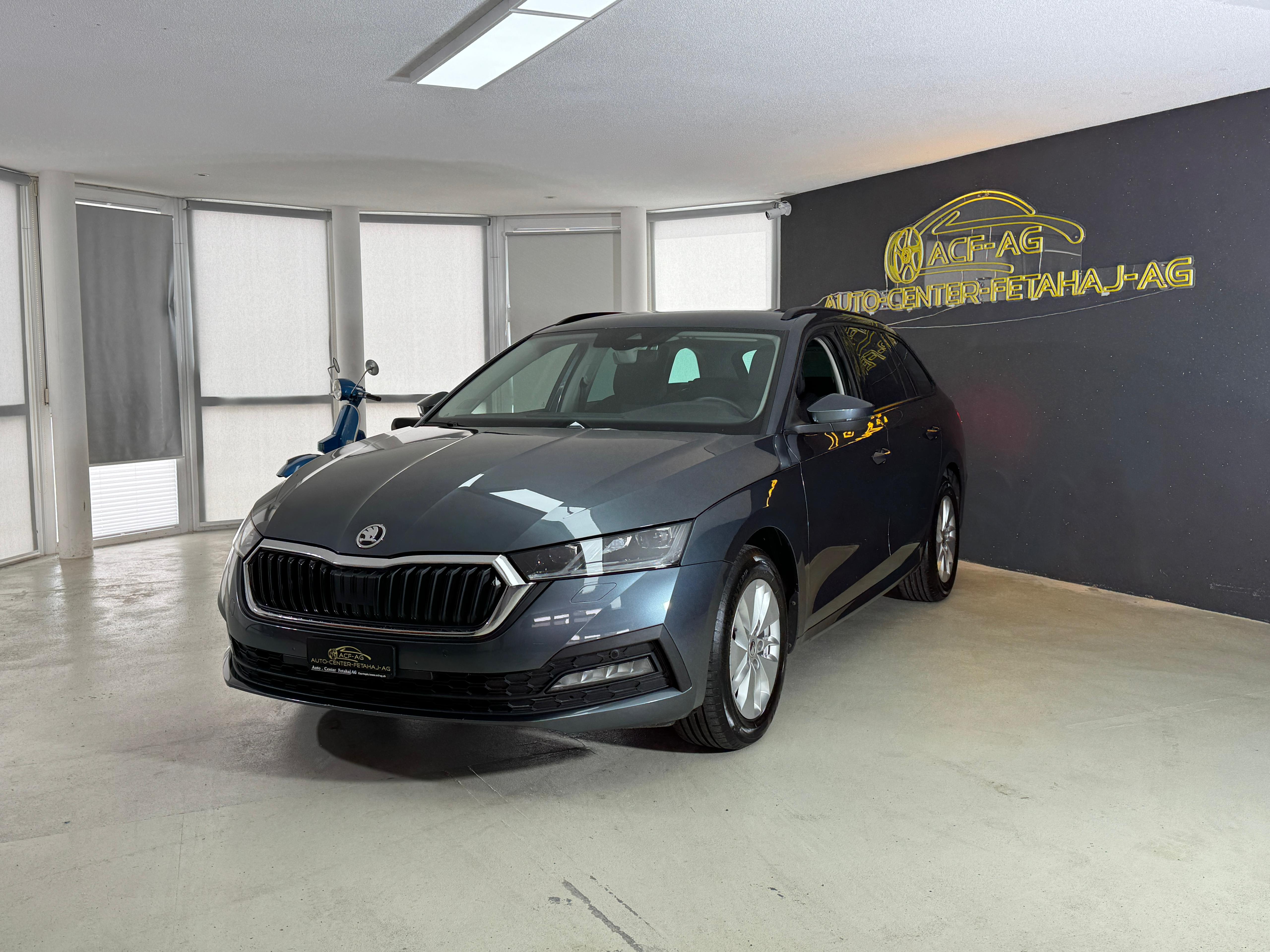 SKODA Octavia Combi 2.0 TDI DSG Ambition 4x4