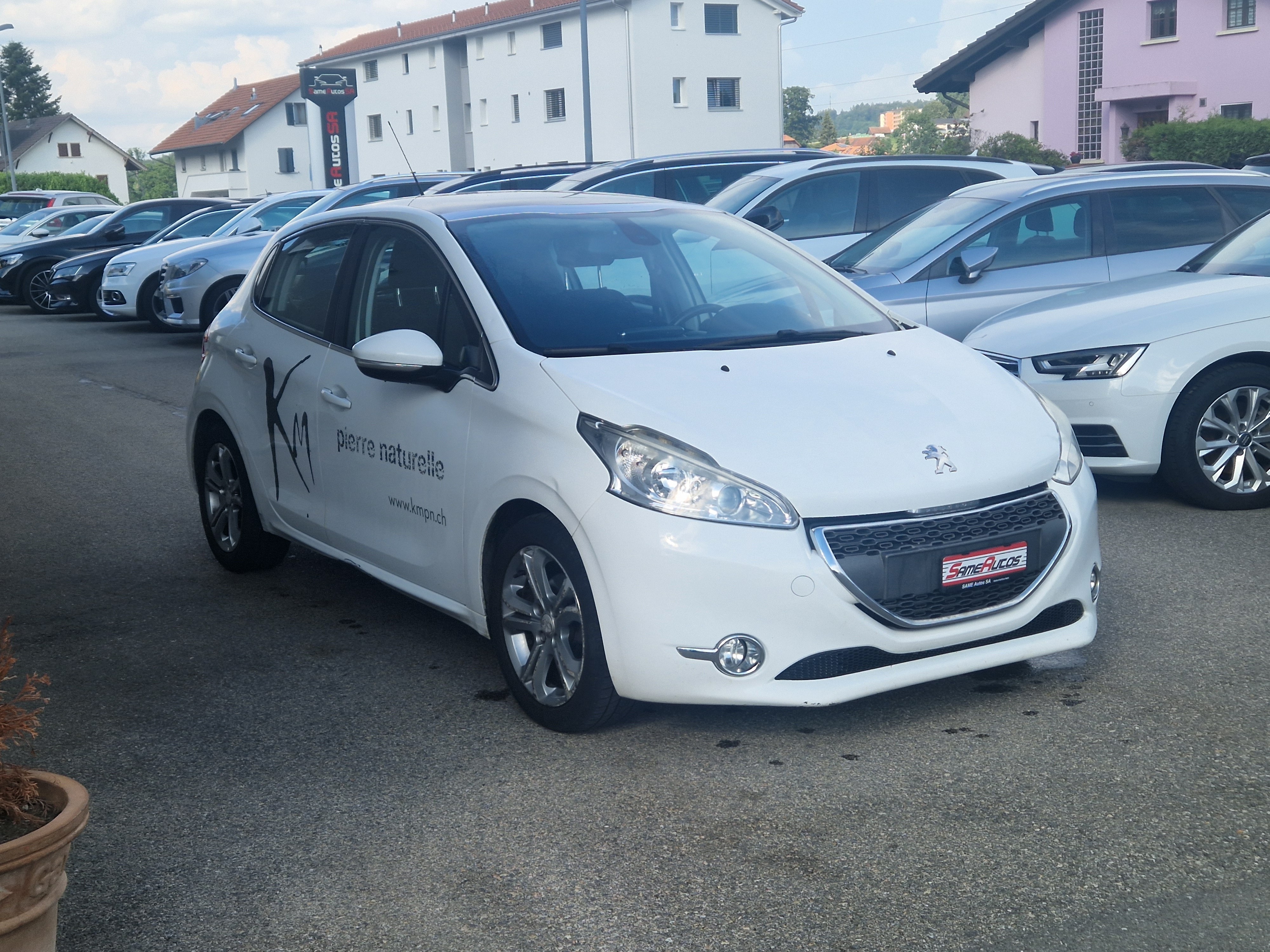 PEUGEOT 208 1.6 e-HDI Allure