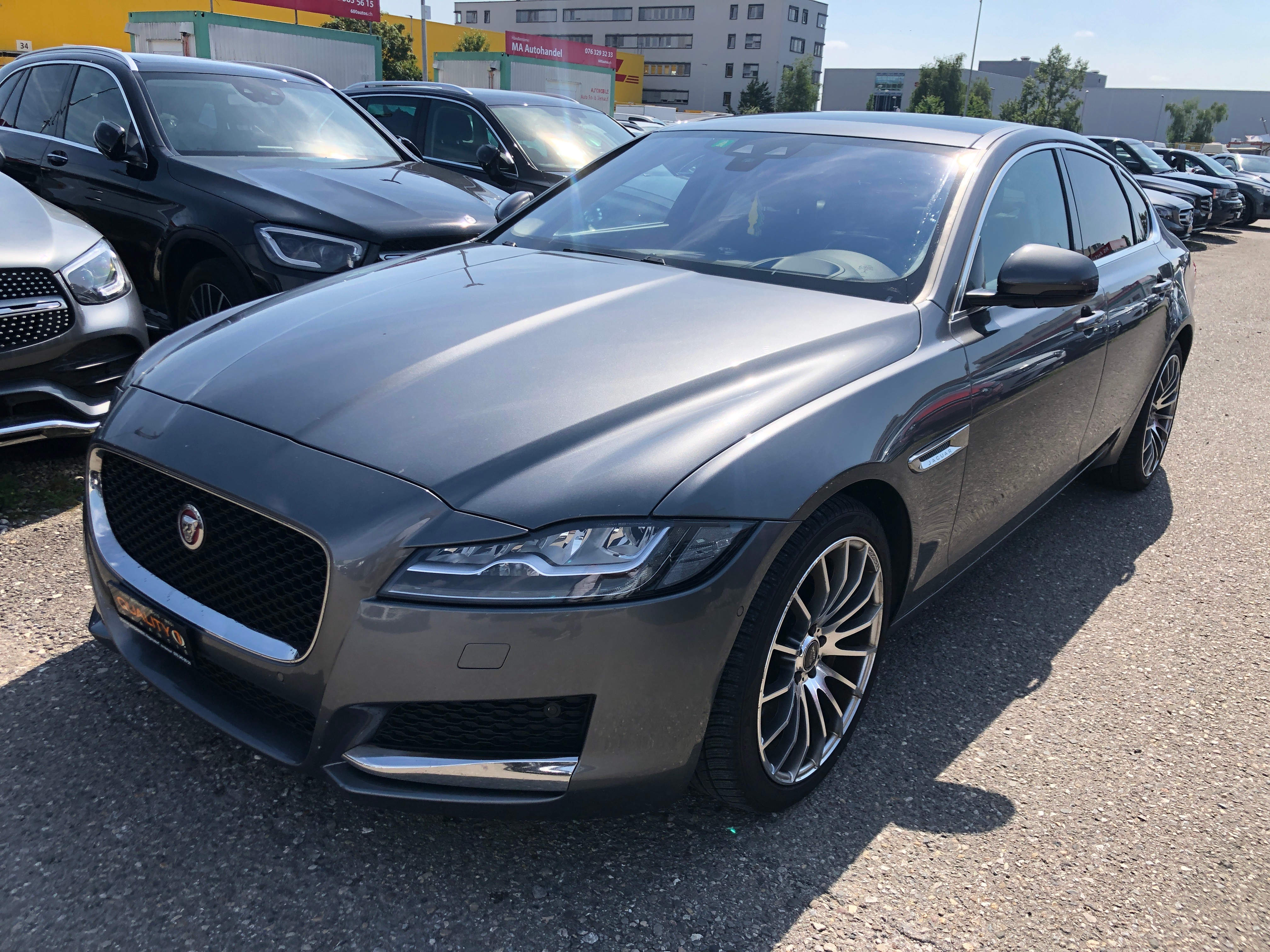 JAGUAR XF 25t Portfolio Automatic