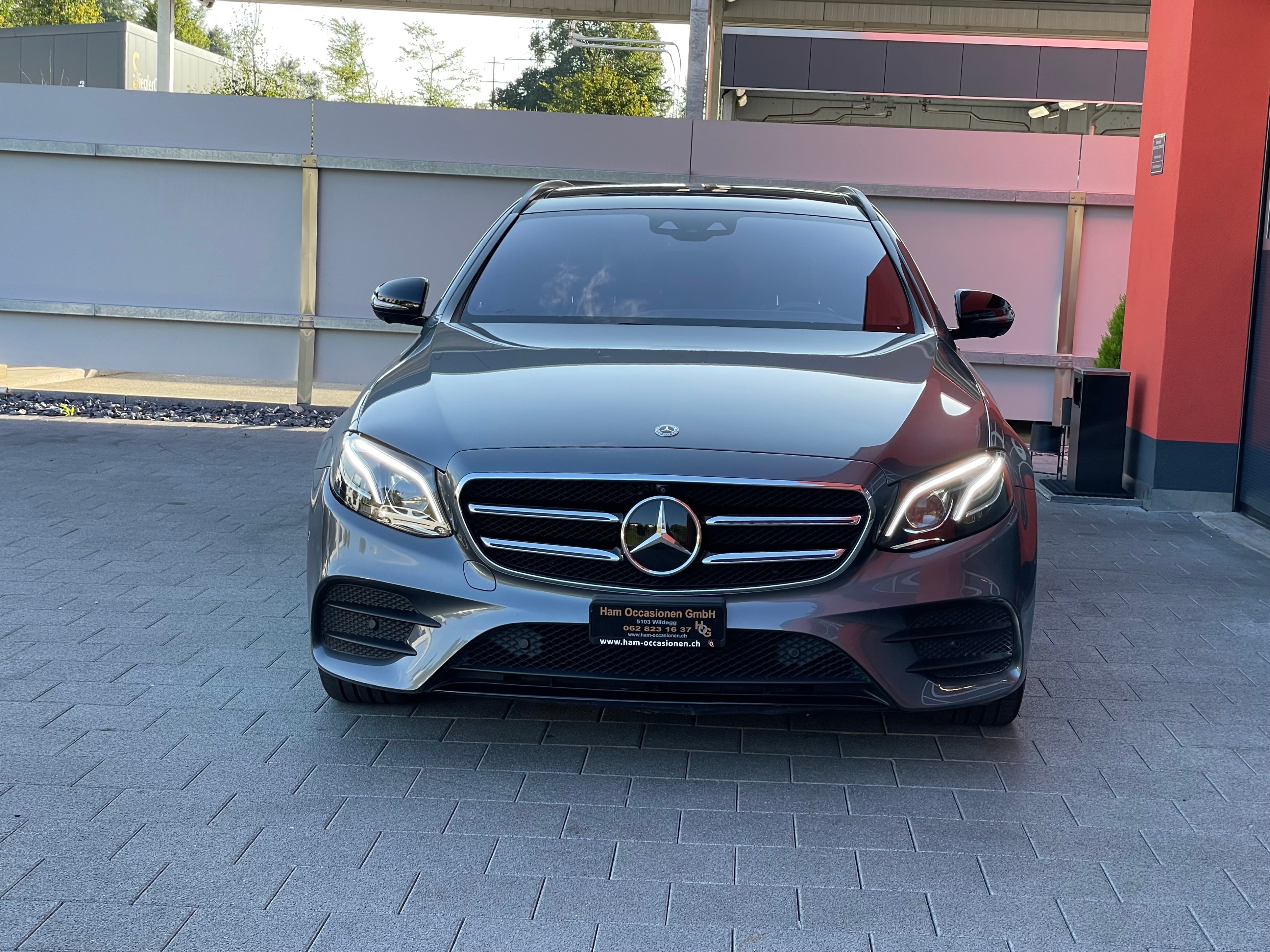 MERCEDES-BENZ E 220 d AMG Line 4Matic 9G-Tronic