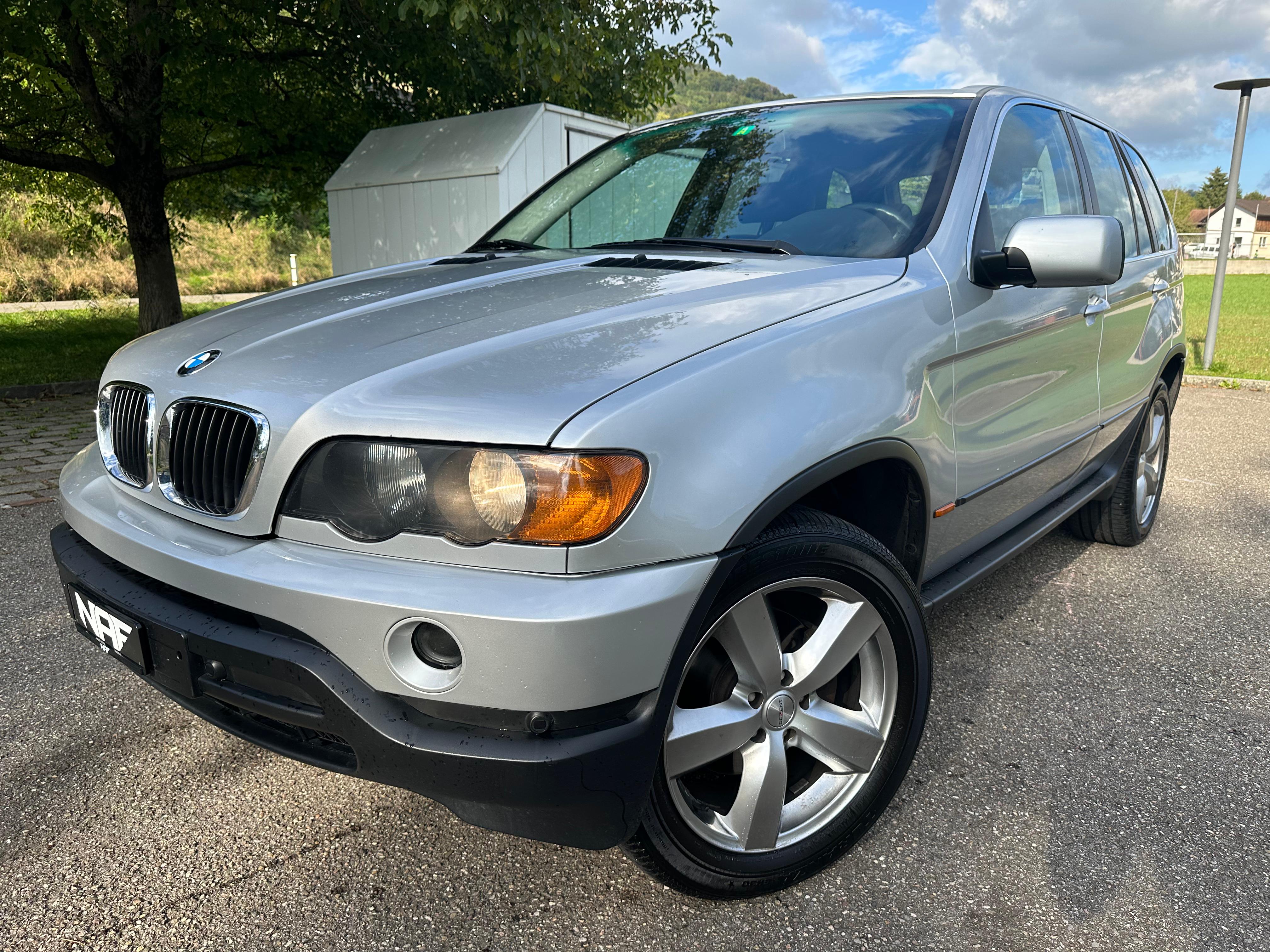 BMW X5 4.4i