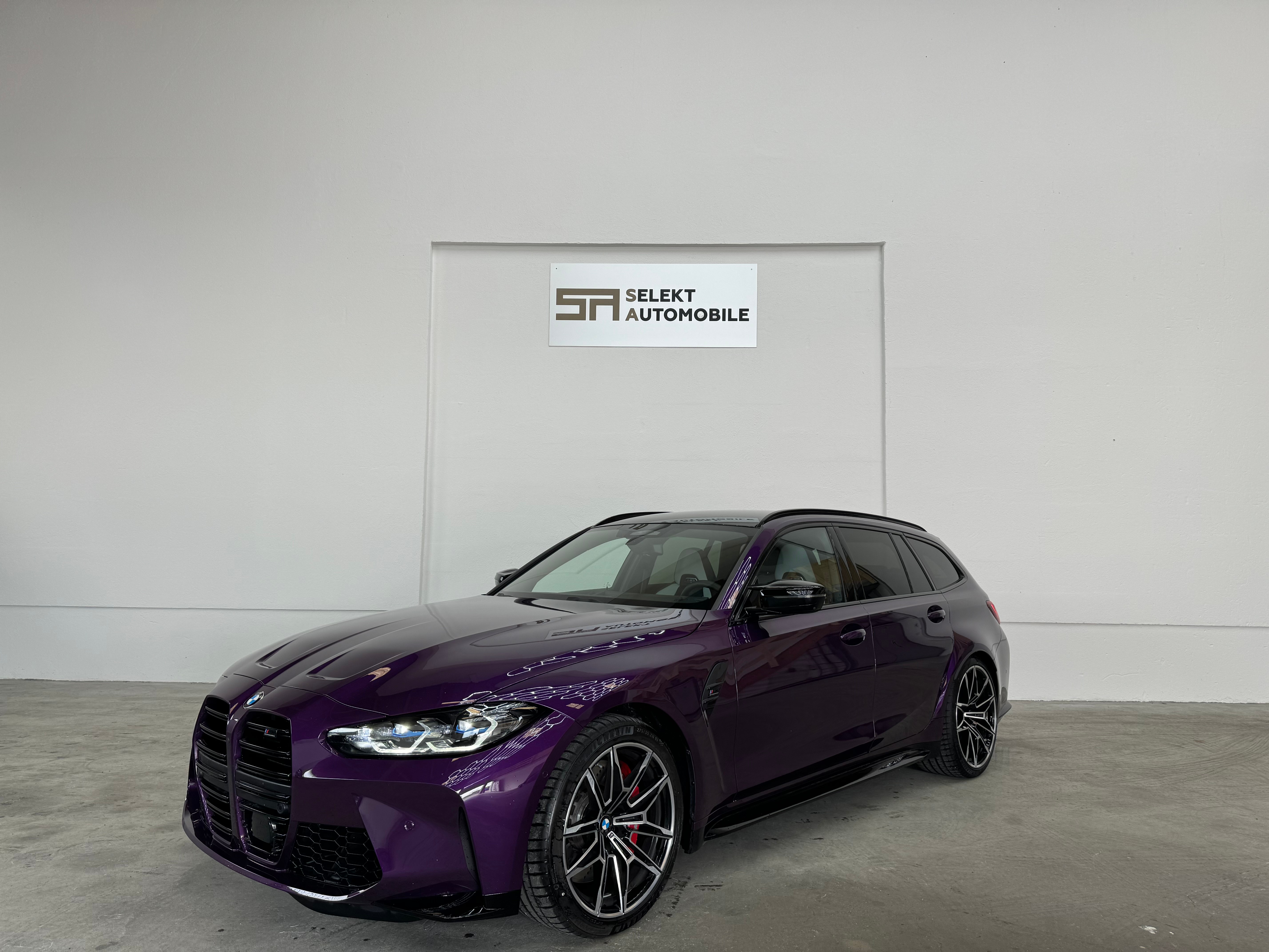 BMW M3 Touring xDrive Competition M Daytonaviolett