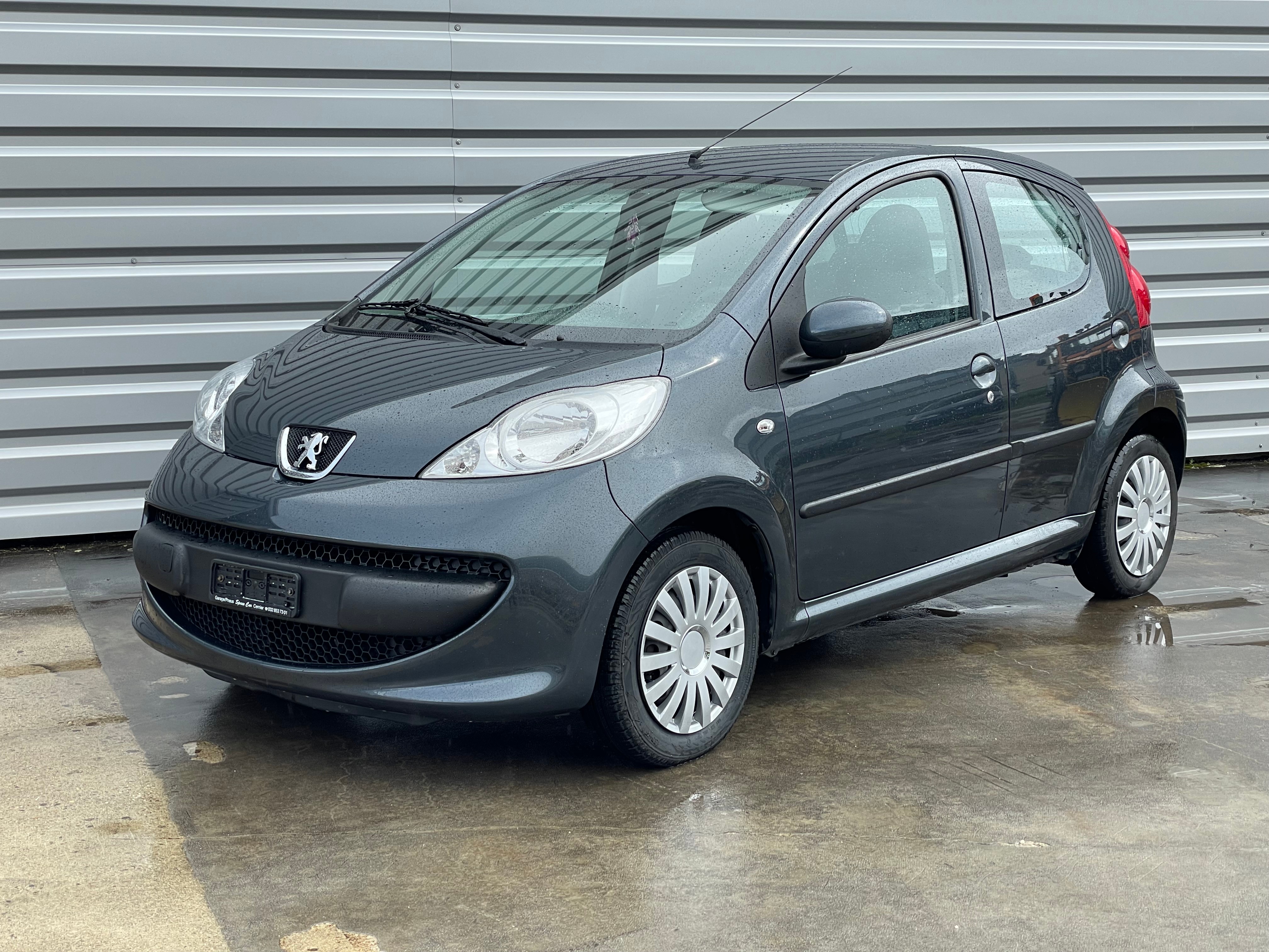 PEUGEOT 107 1.0 Trendy