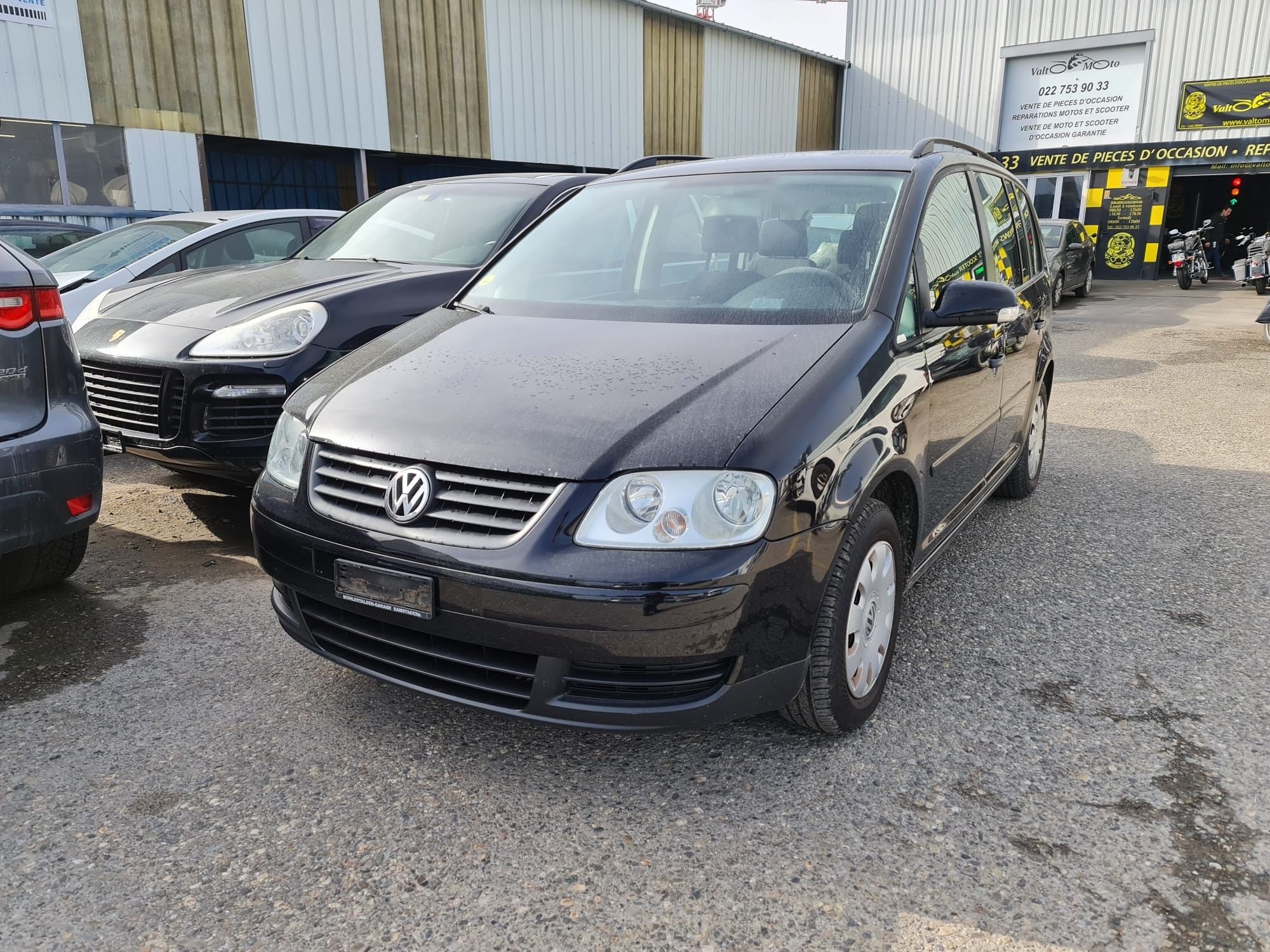 VW TOURAN