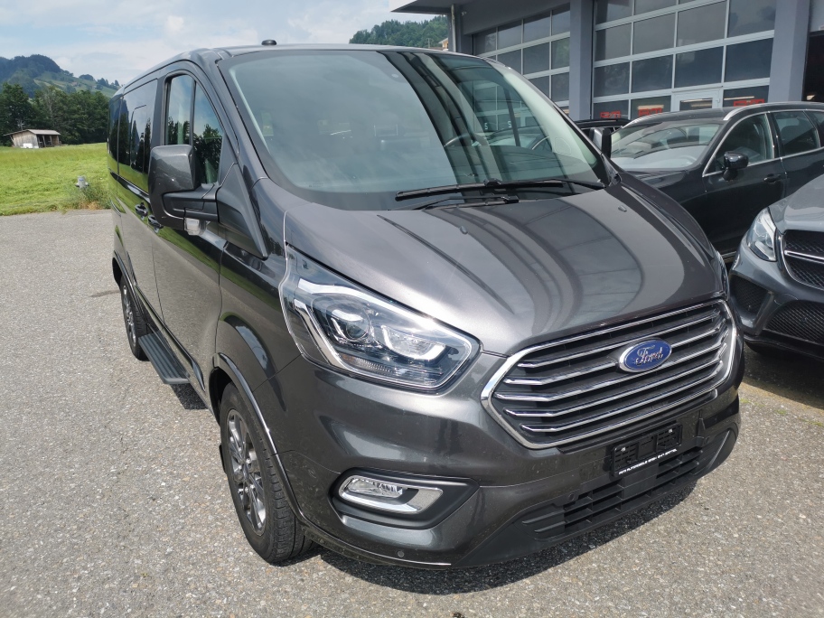 FORD Tourneo Custom 320 L1H1 Titanium X A