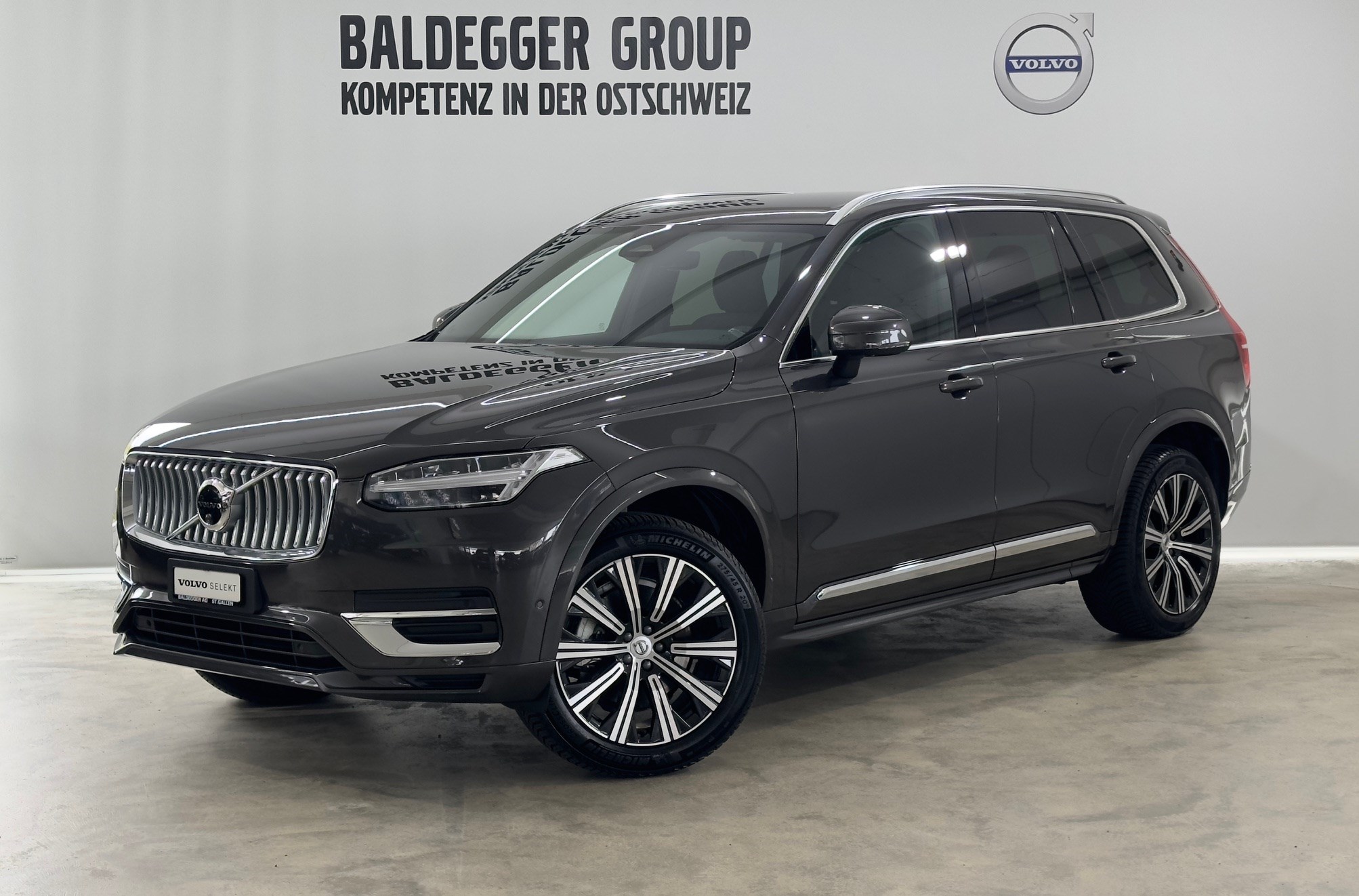 VOLVO XC90 2.0 B5 MH Plus Bright 7P.