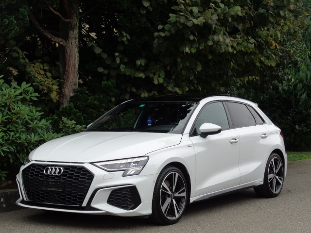 AUDI A3 Sportback 35 TFSI S line Attraction