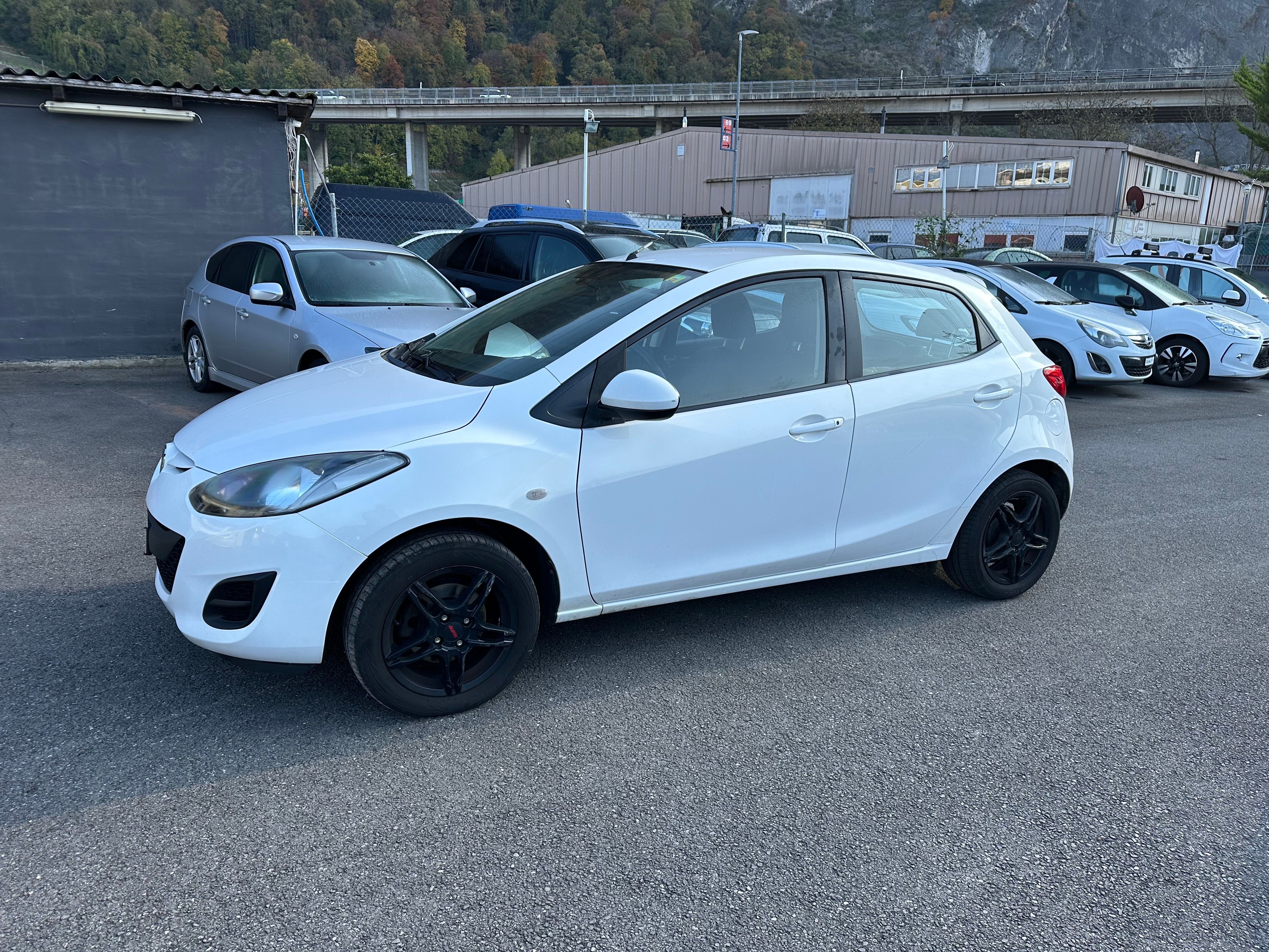 MAZDA 2 1.3i 16V Exclusive