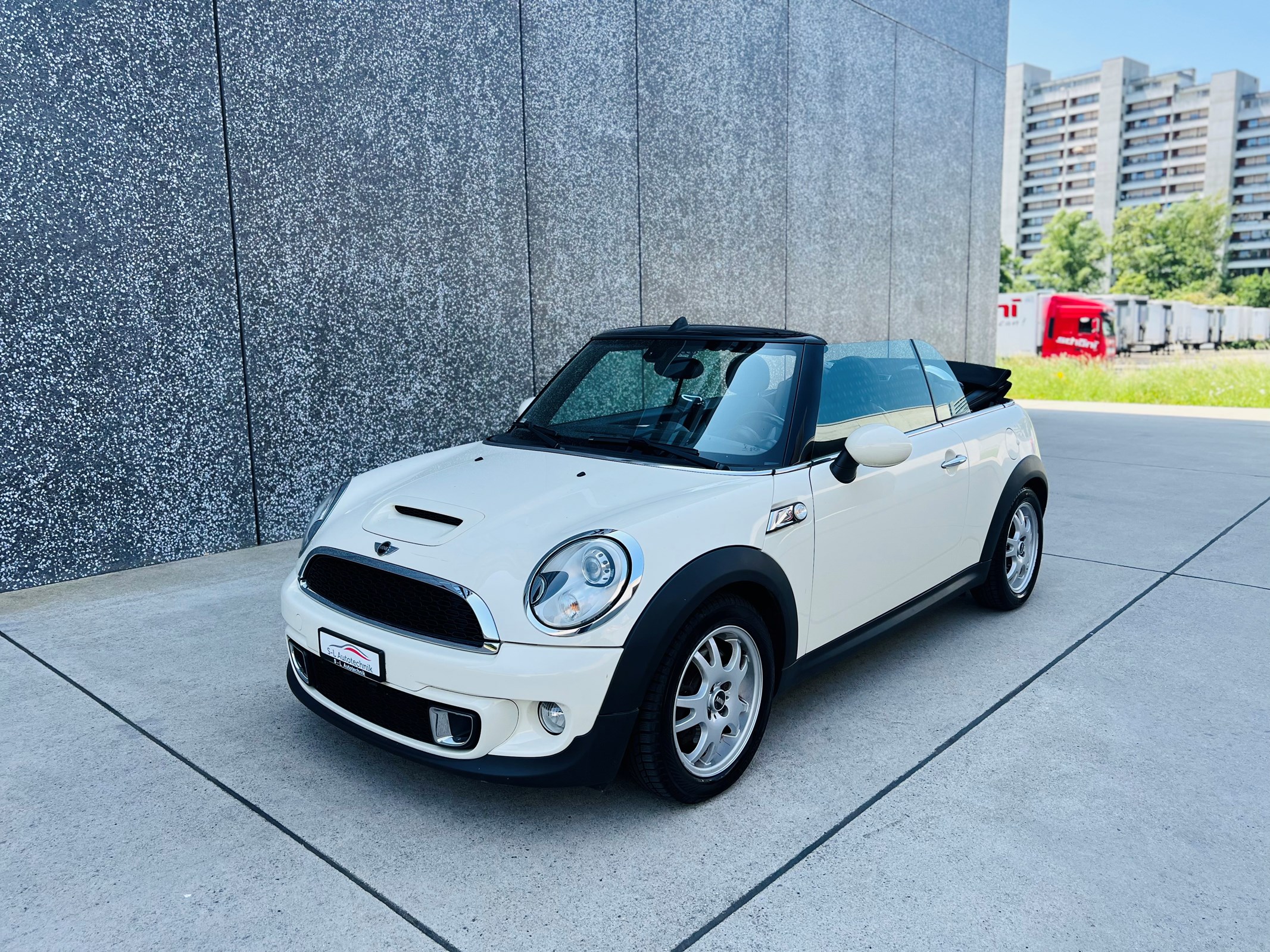 MINI Cooper S Cabriolet