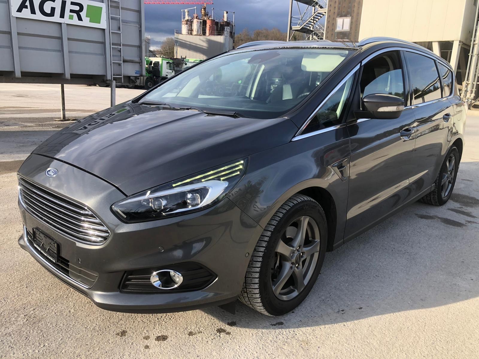 FORD S-Max 2.0 TDCi Titanium AWD PowerShift