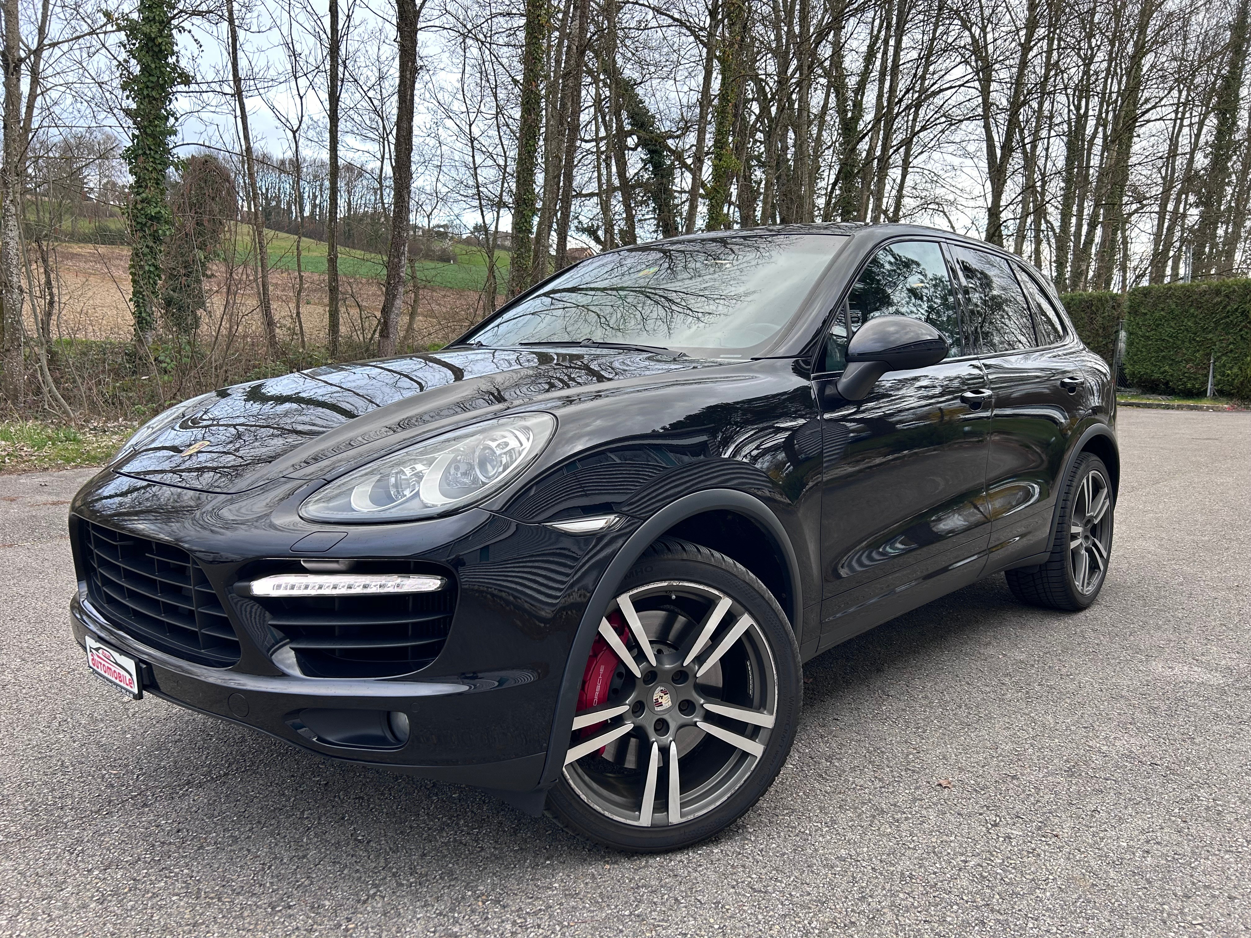 PORSCHE Cayenne Turbo