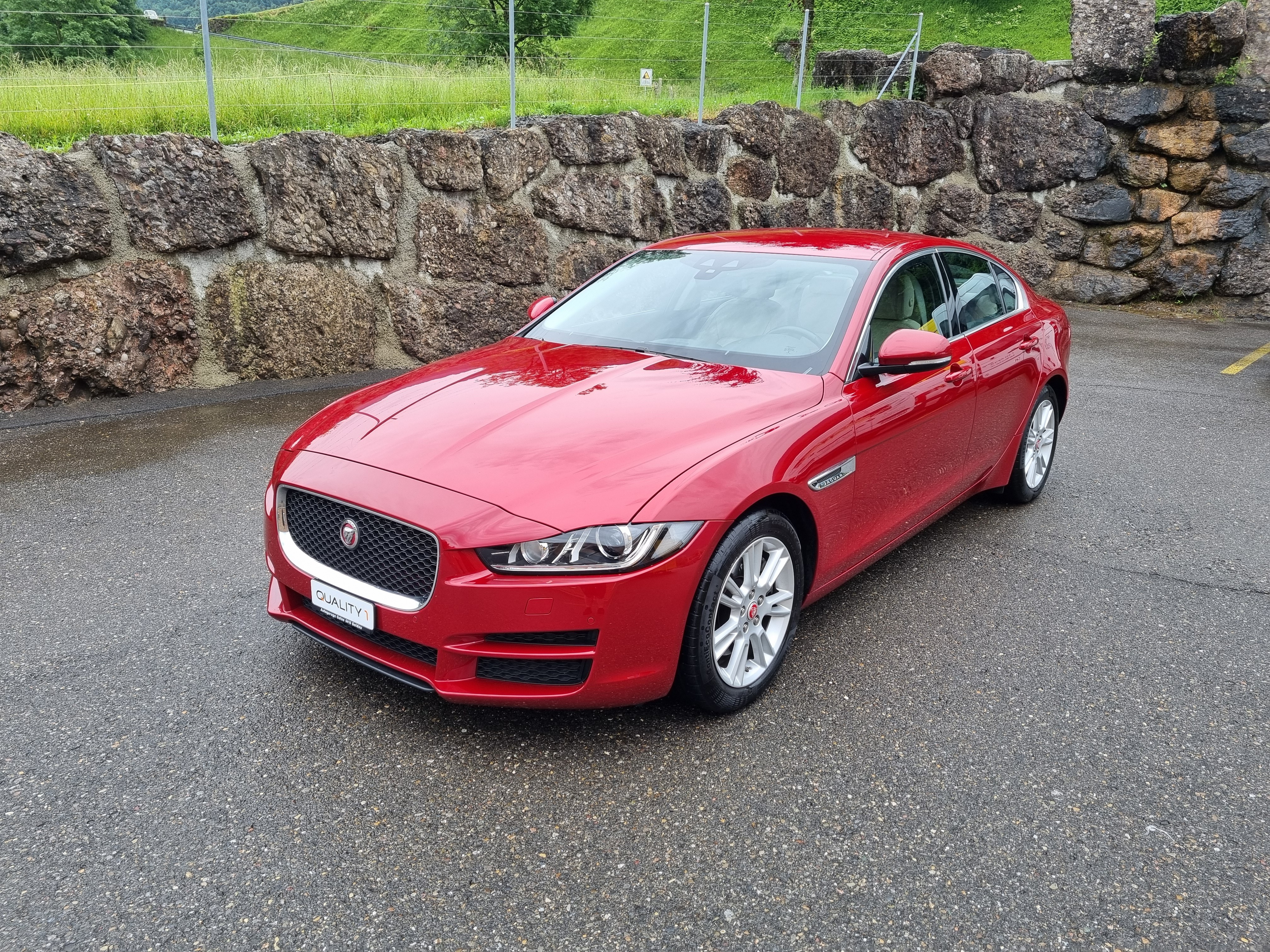 JAGUAR XE 20d Prestige Automat