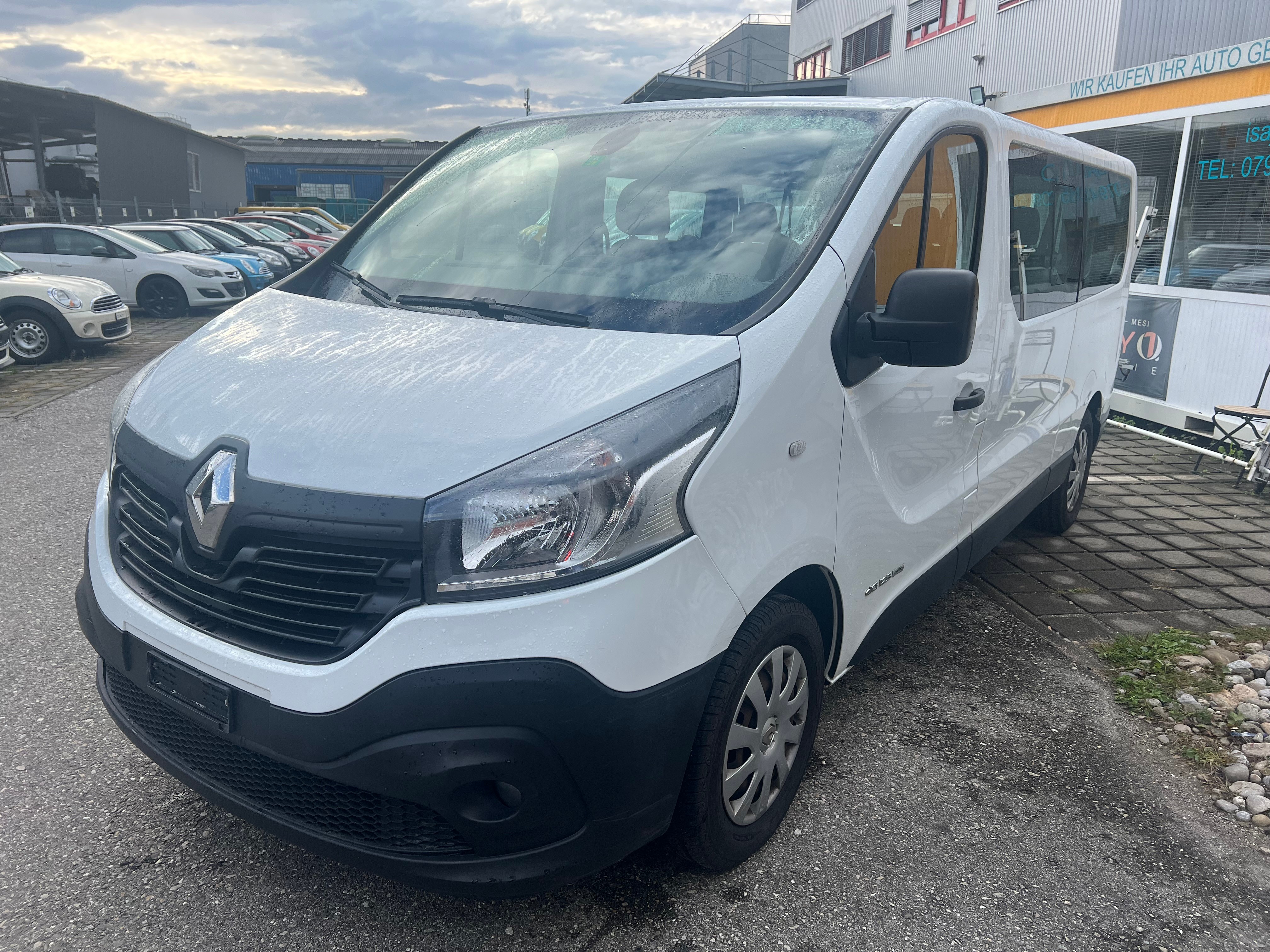 RENAULT Trafic ENERGY dCi 125 Grand Passenger Authentique