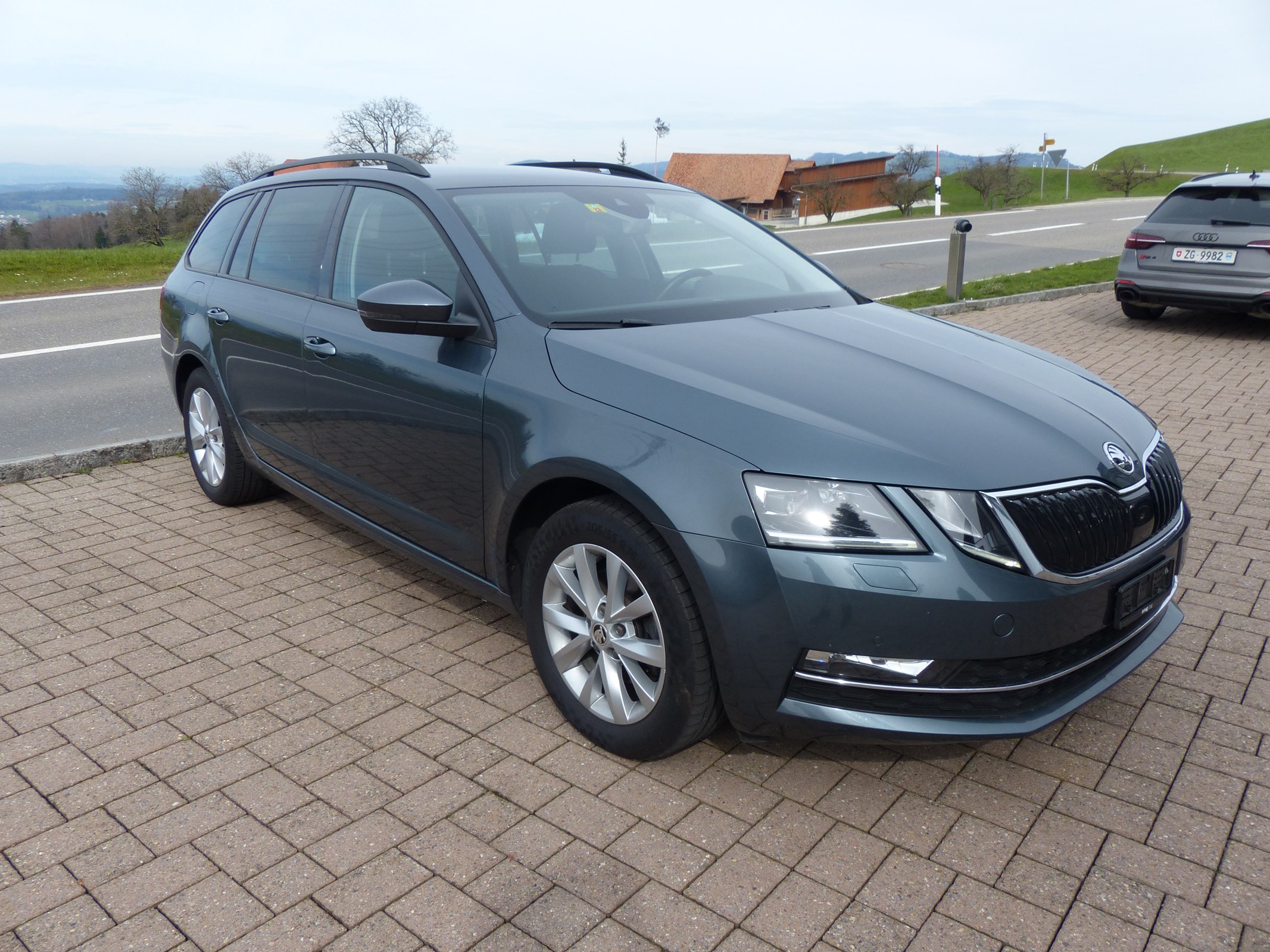 SKODA Octavia Combi 2.0 TDI Style DSG