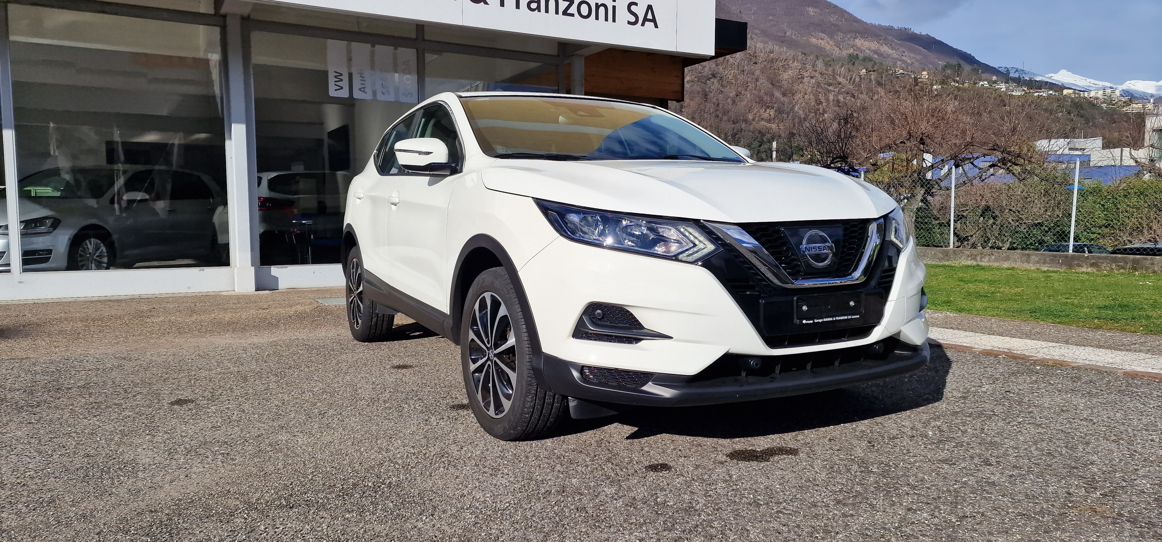 NISSAN Qashqai 1.2 DIG-T visia