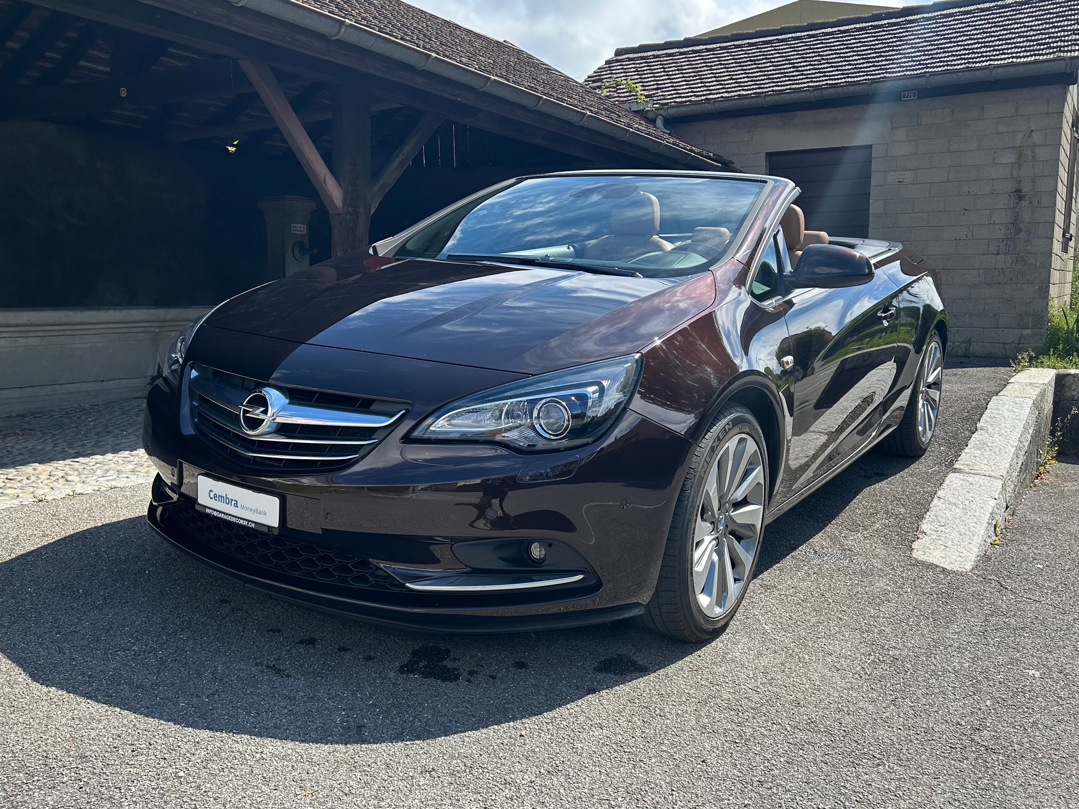 OPEL Cascada 1.6i 16V Cosmo Automat