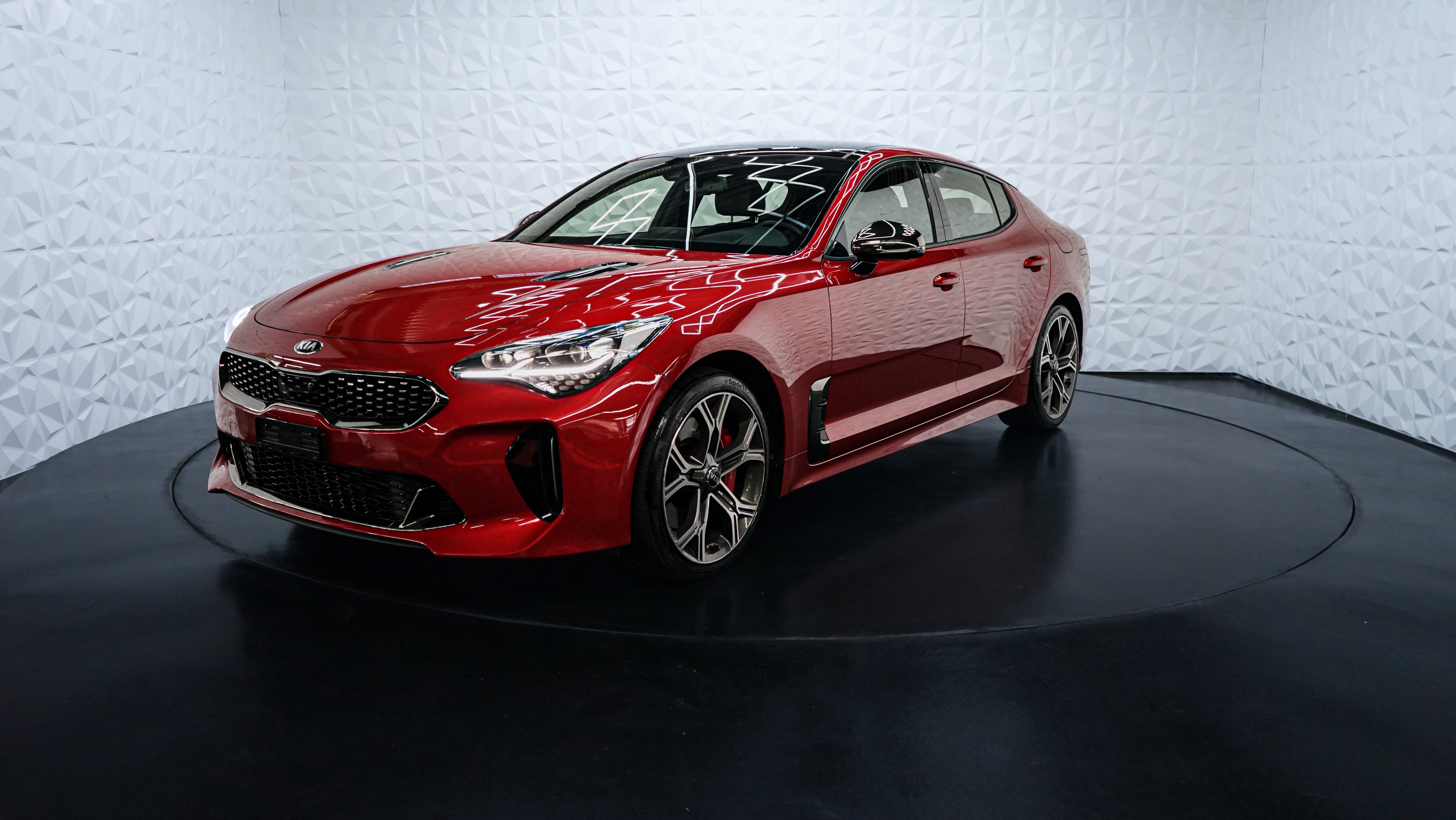 KIA Stinger 3.3 T-GDi GT Automat AWD