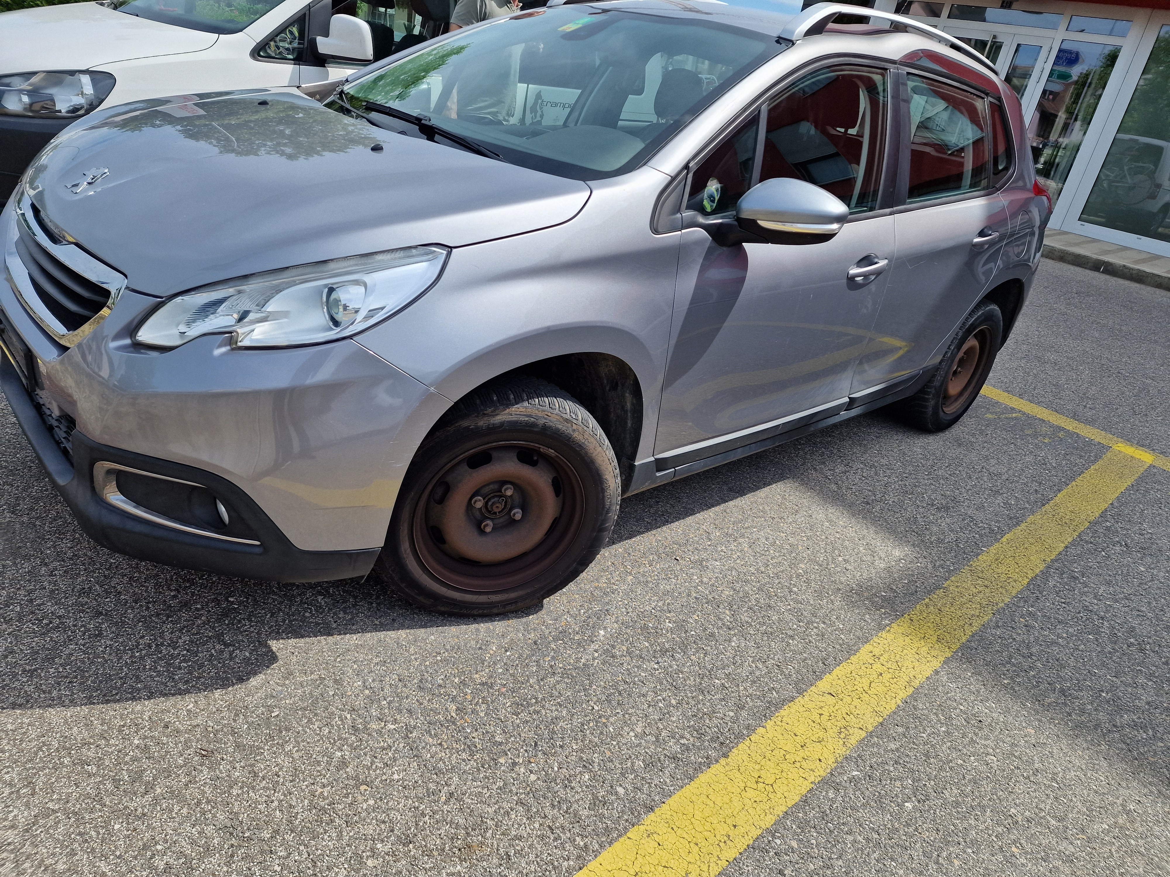 PEUGEOT 2008 1.2 PureTech Style