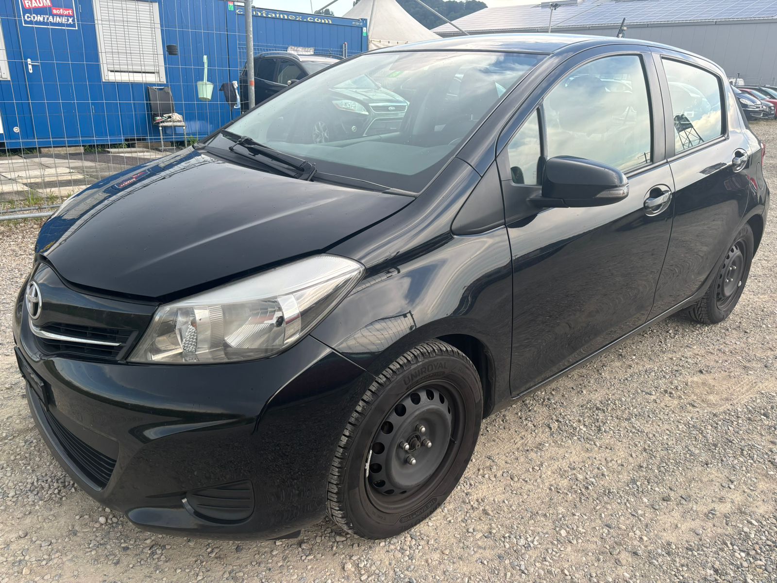 TOYOTA Yaris 1.33 Luna