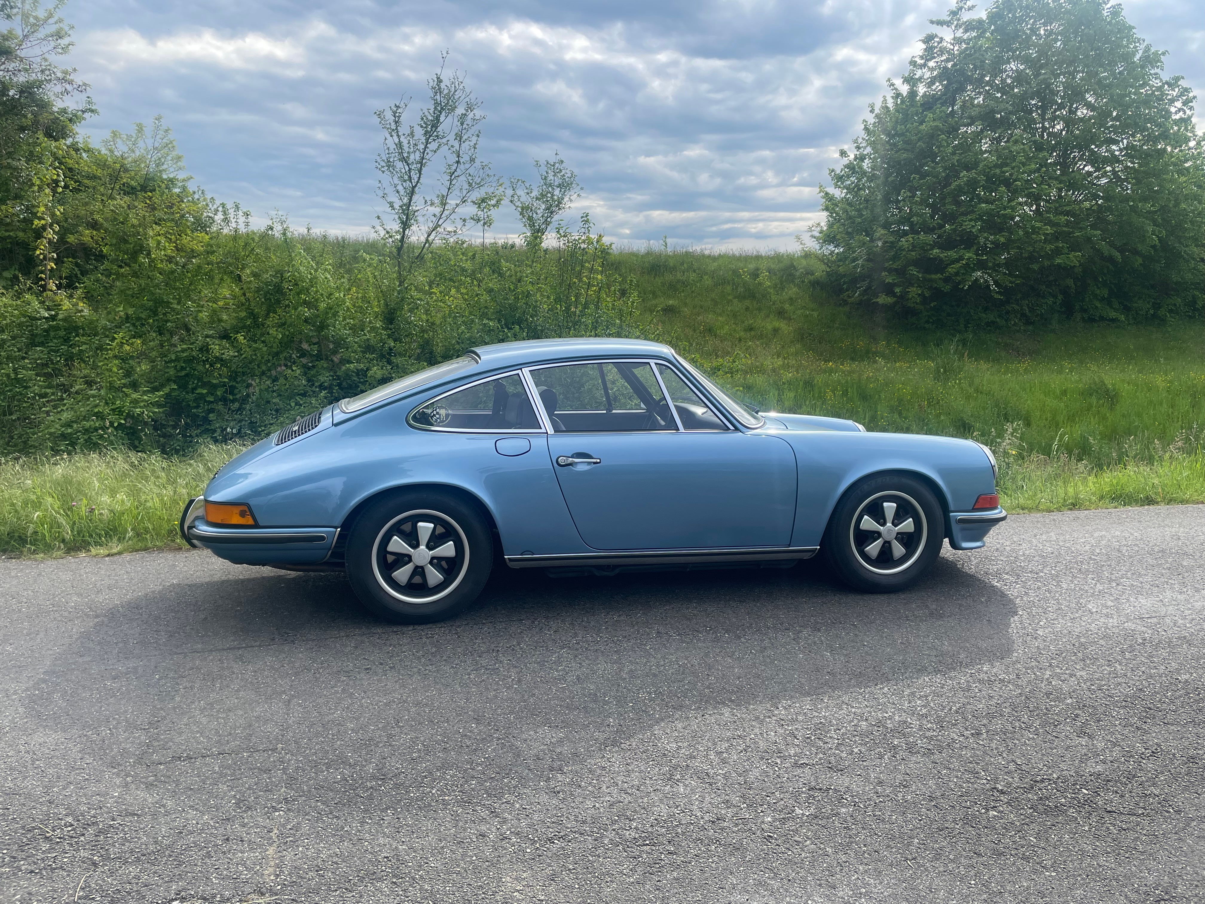 PORSCHE 911 S 2.4