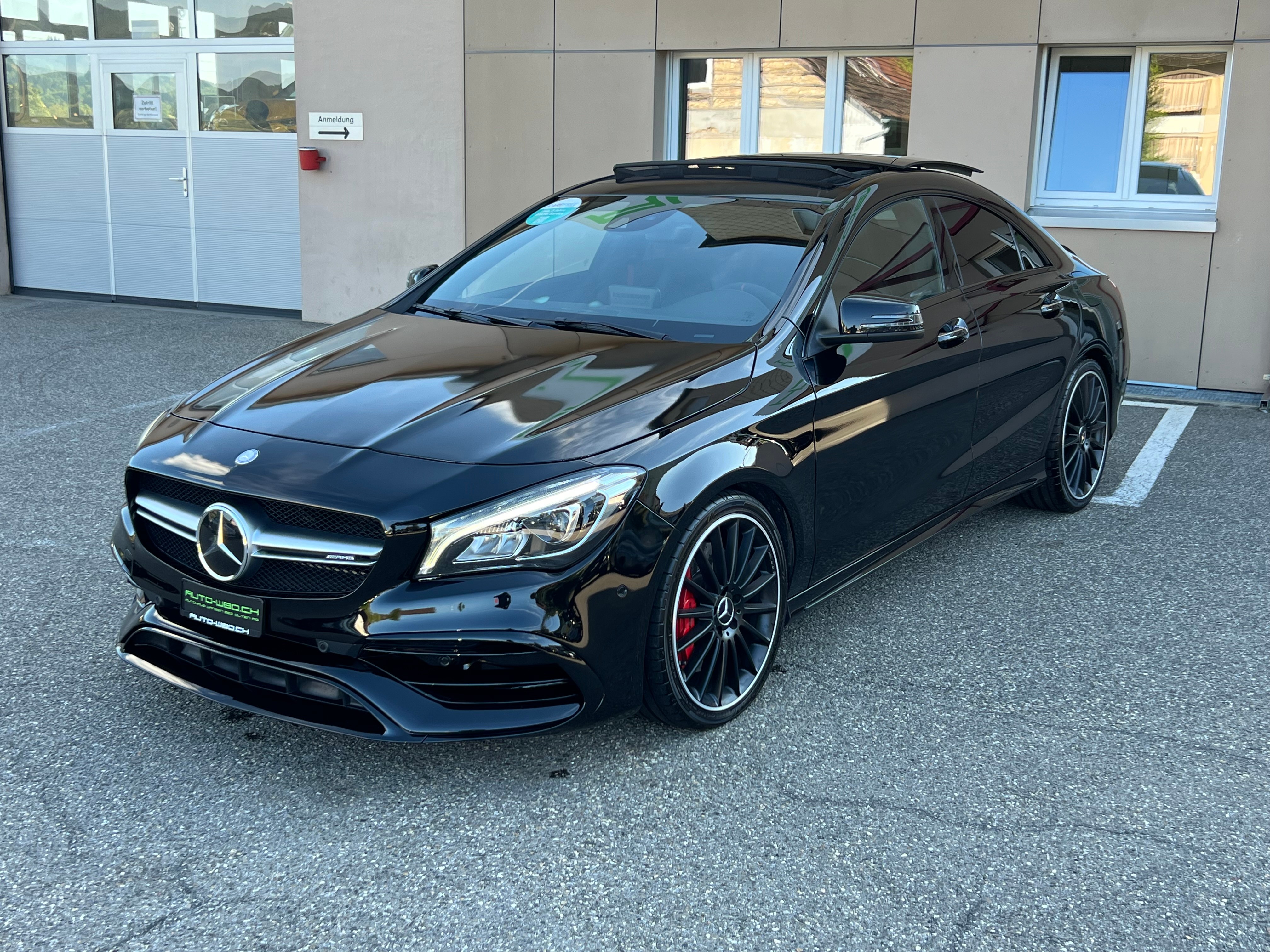 MERCEDES-BENZ CLA 45 AMG I 381 PS I 4Matic Speedshift