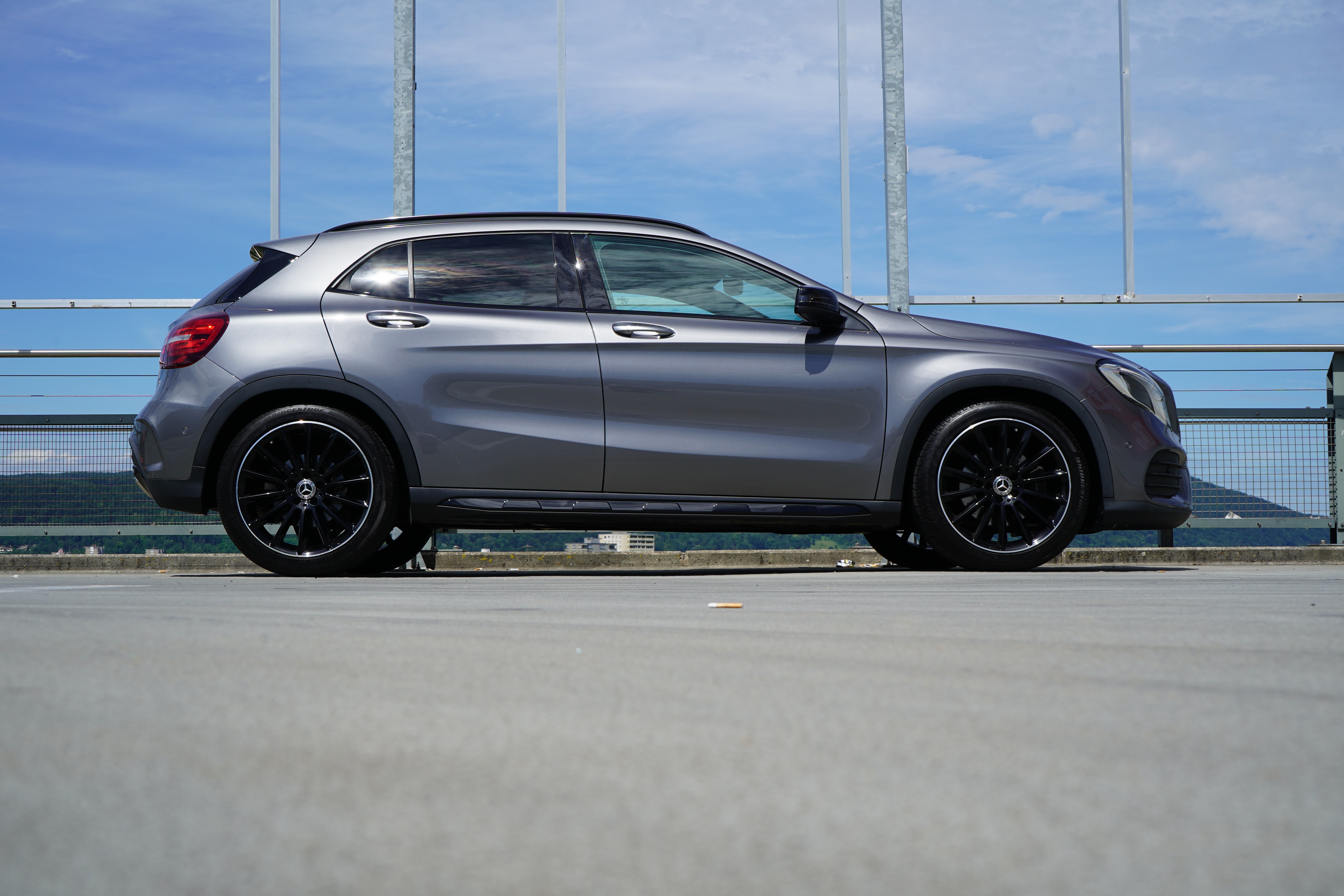 MERCEDES-BENZ GLA 250 AMG LINE NIGHT 4MATIC 7G-DCT l 211 PS