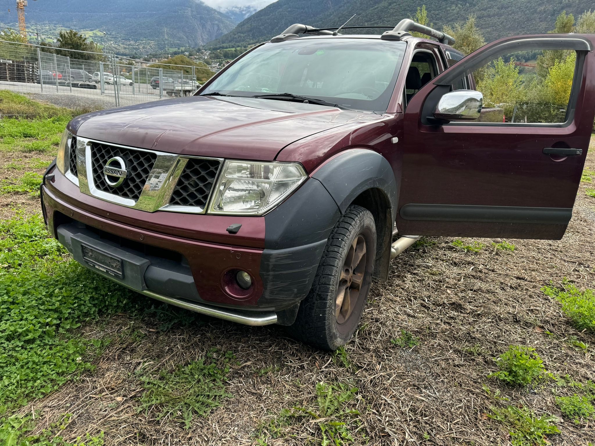 NISSAN Navara Double Cab LE 2.5 TDI 4WD