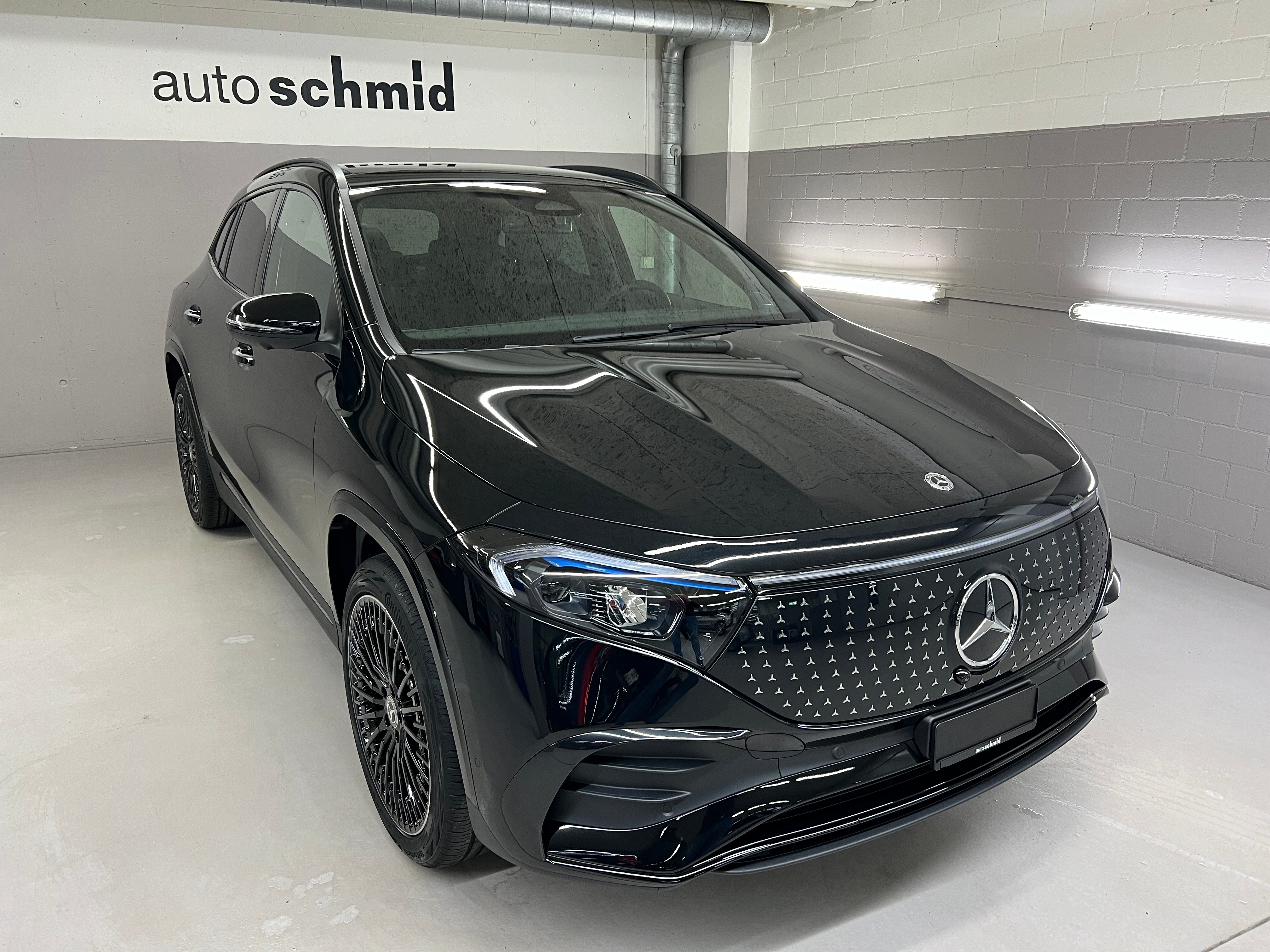 MERCEDES-BENZ EQA 350 4MATIC Swiss Star