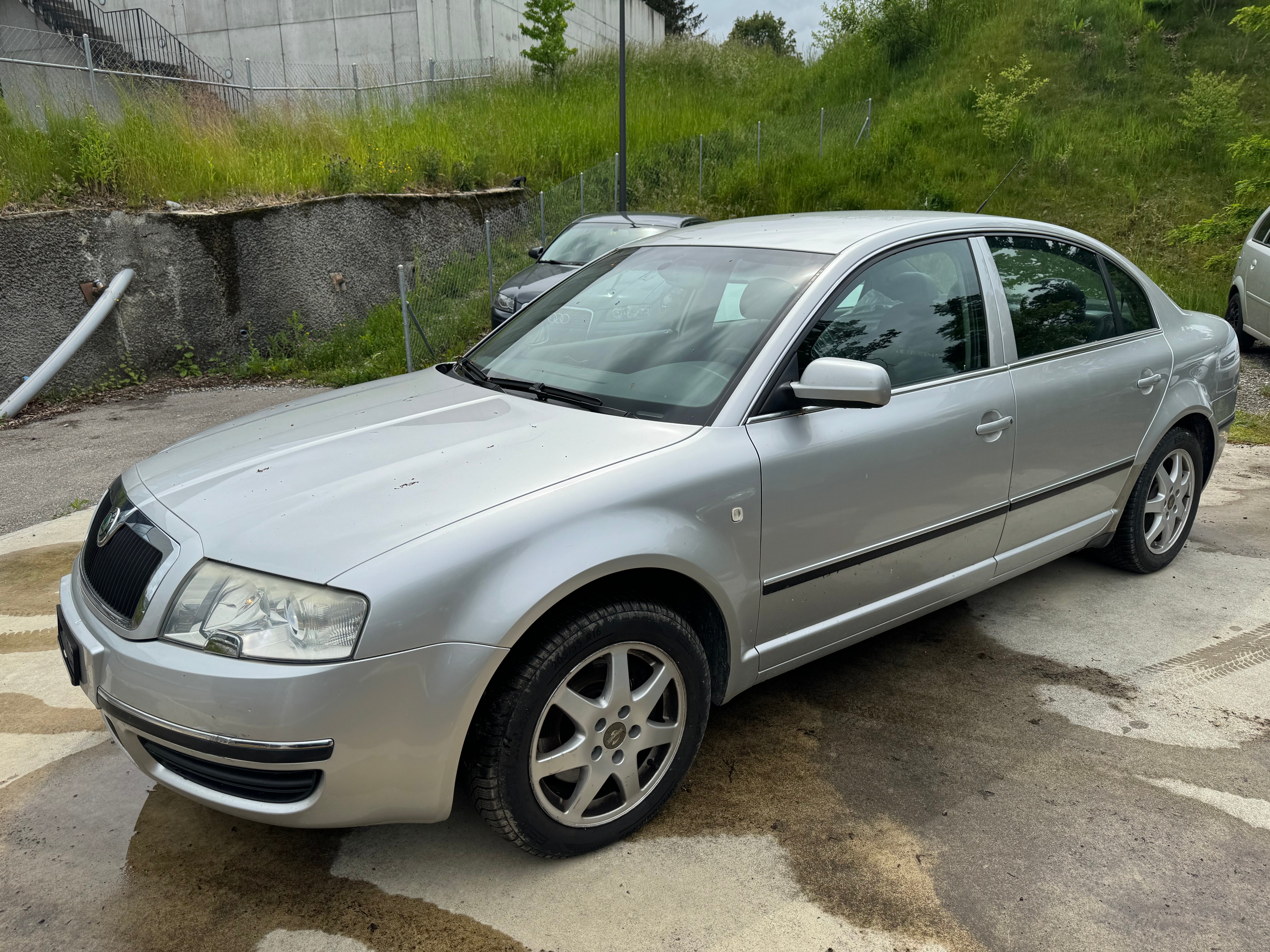 SKODA Superb 2.8 V6 Elegance