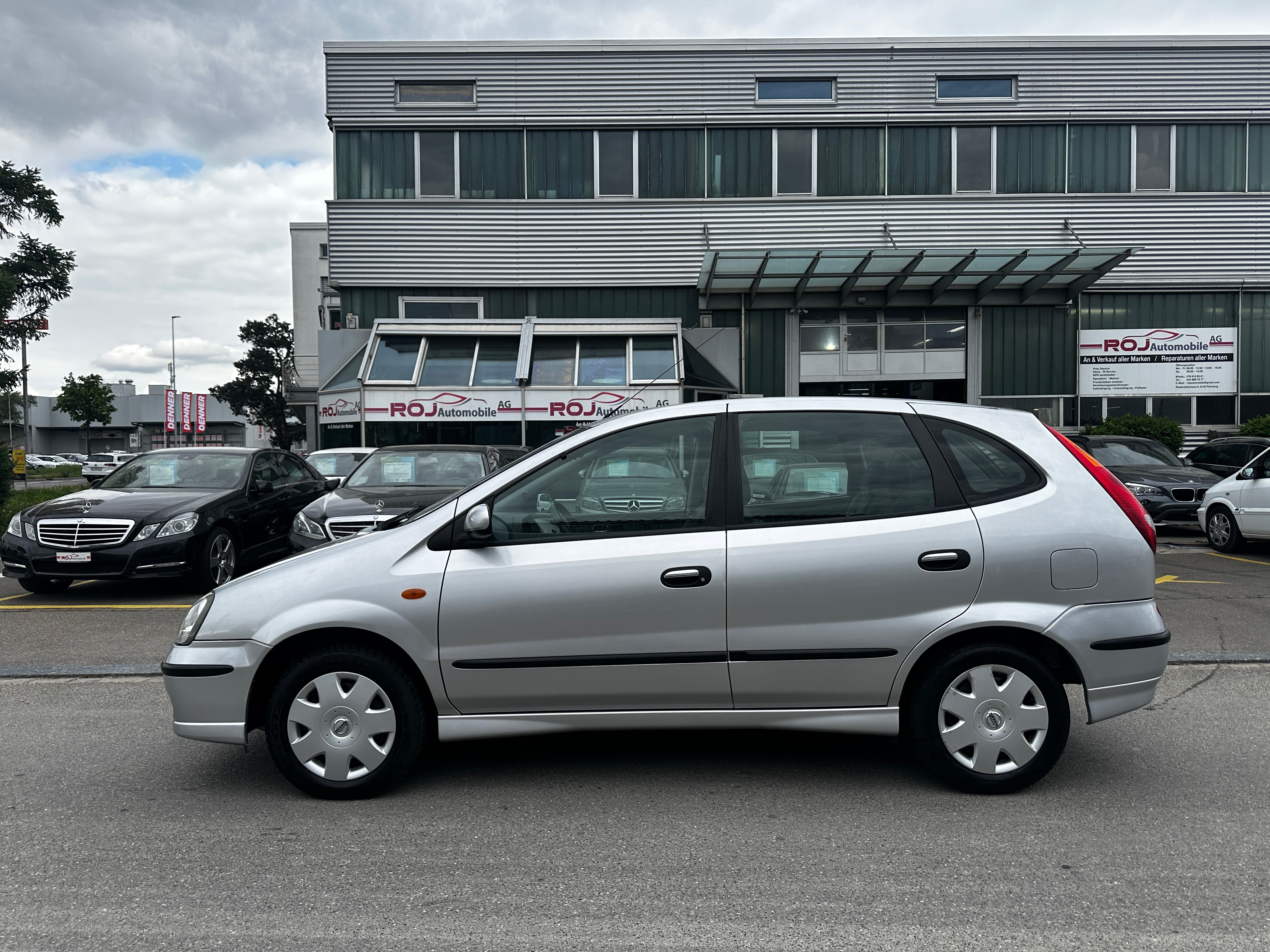 NISSAN Almera Tino 1.8 16V tekna