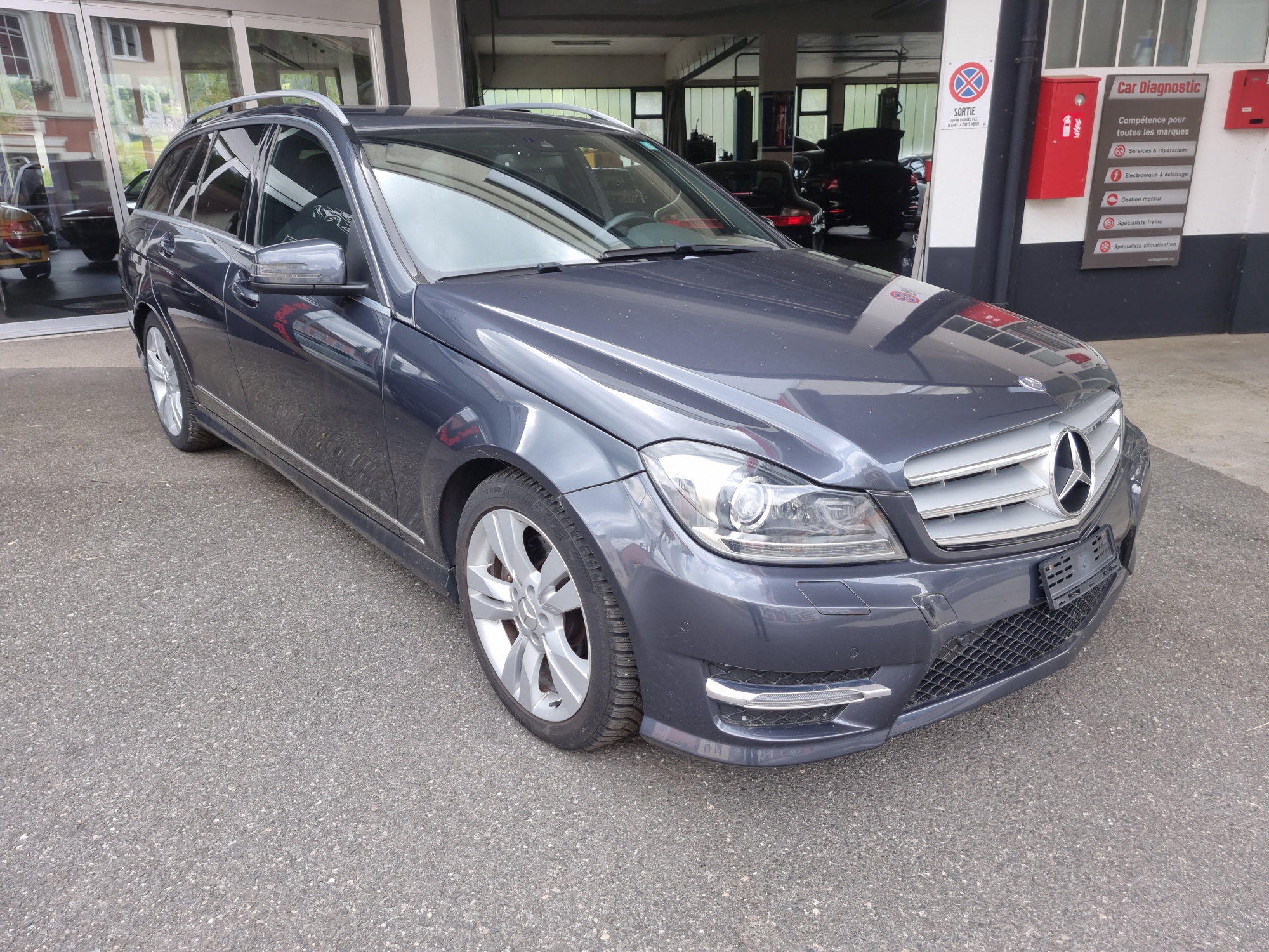 MERCEDES-BENZ C 250 CDI Elégance 4Matic 7G-Tronic