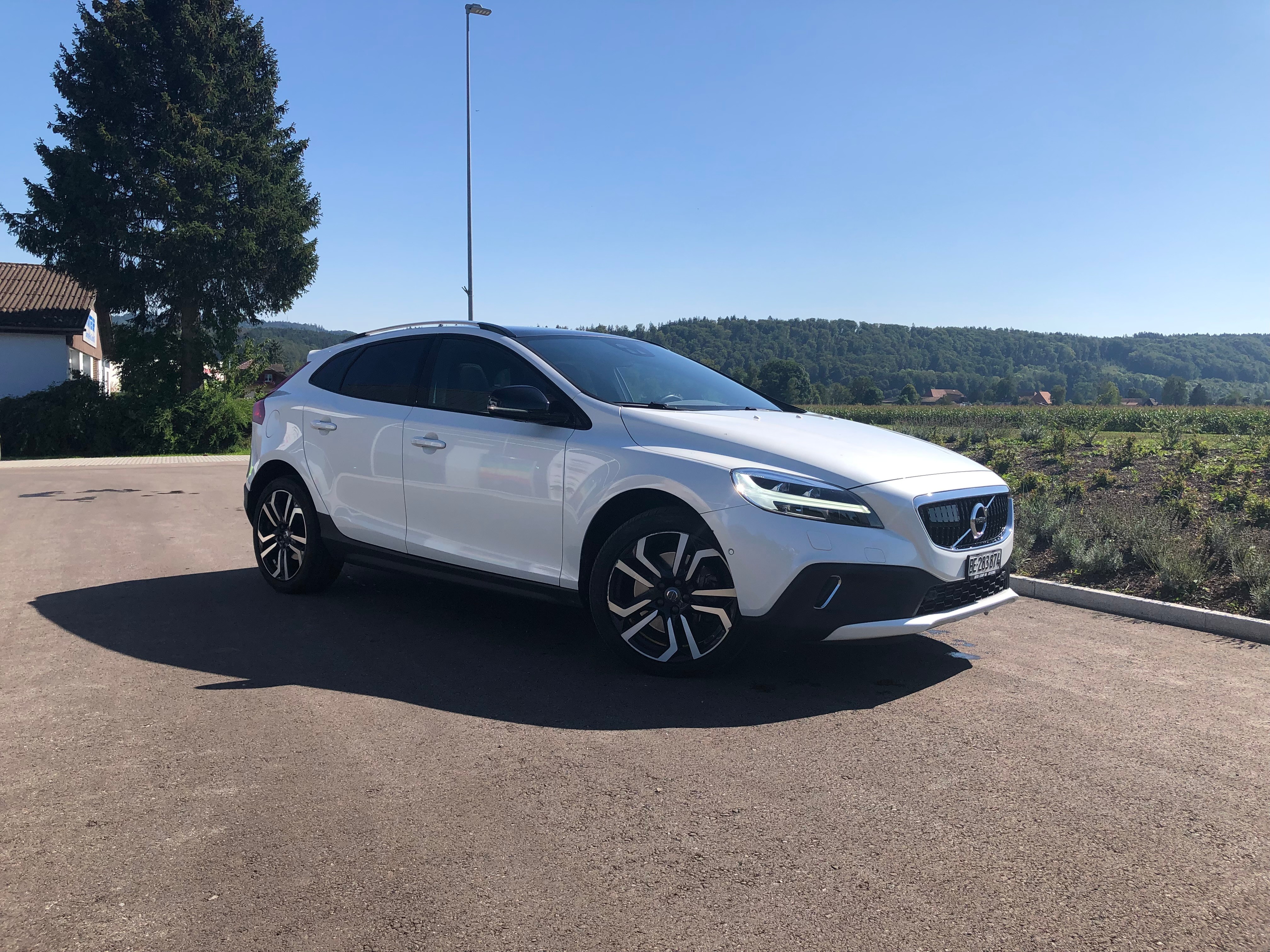 VOLVO V40 Cross Country T4 AWD Summum Geartronic