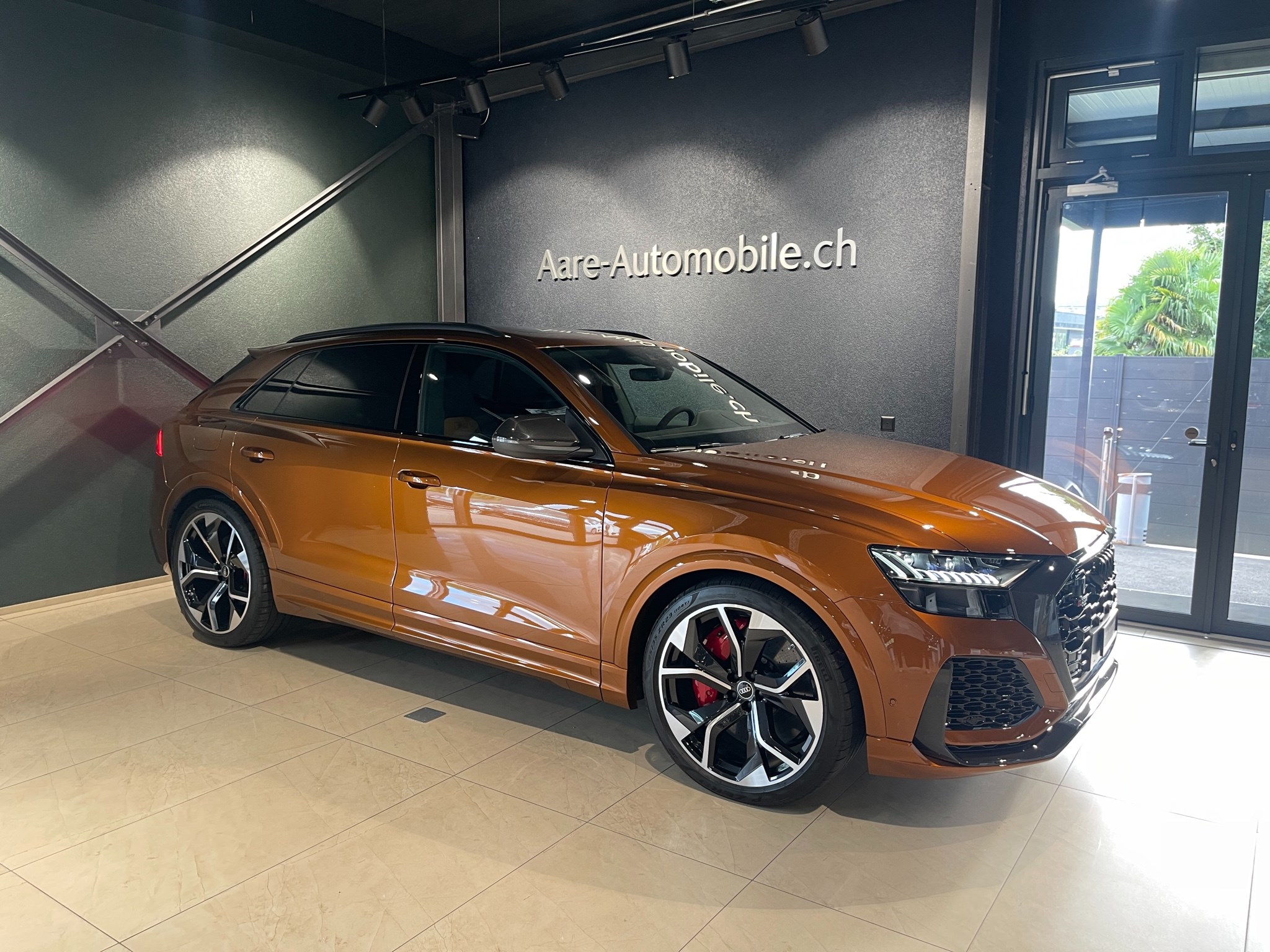 AUDI RSQ8 quattro tiptronic